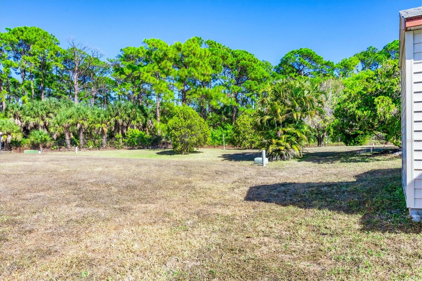 Image 29 of 43 For 5488 Holiday Park Blvd