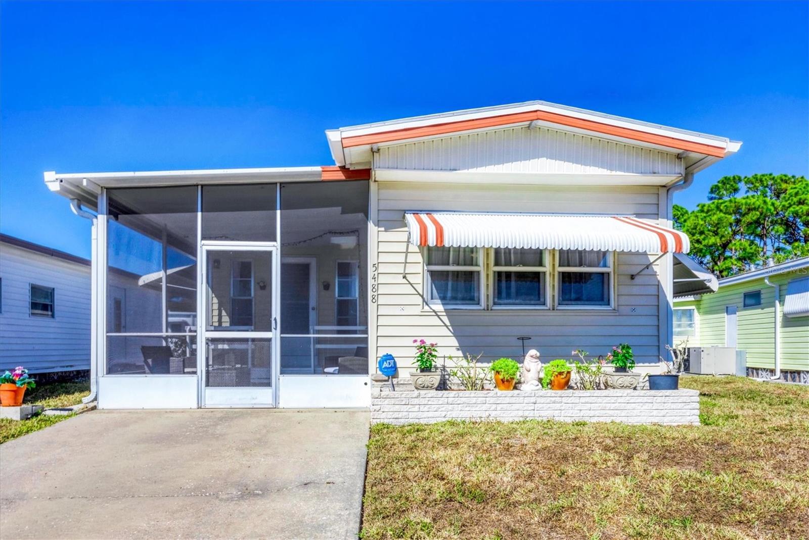 Image 7 of 43 For 5488 Holiday Park Blvd