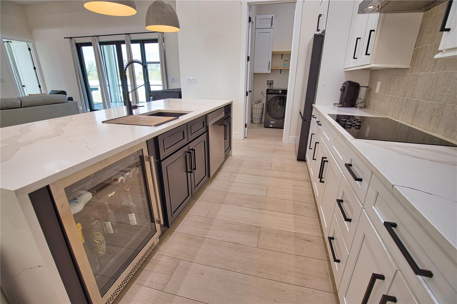 Image 10 of 39 For 4 River Ct