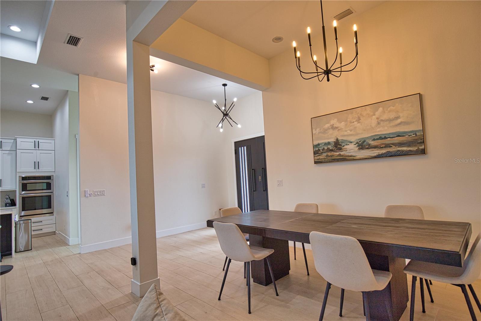 Image 15 of 39 For 4 River Ct