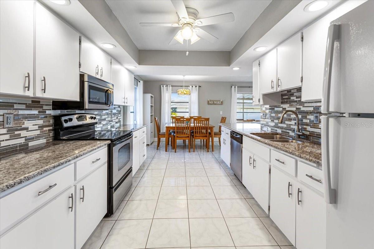 Image 13 of 46 For 2061 Illinois Avenue