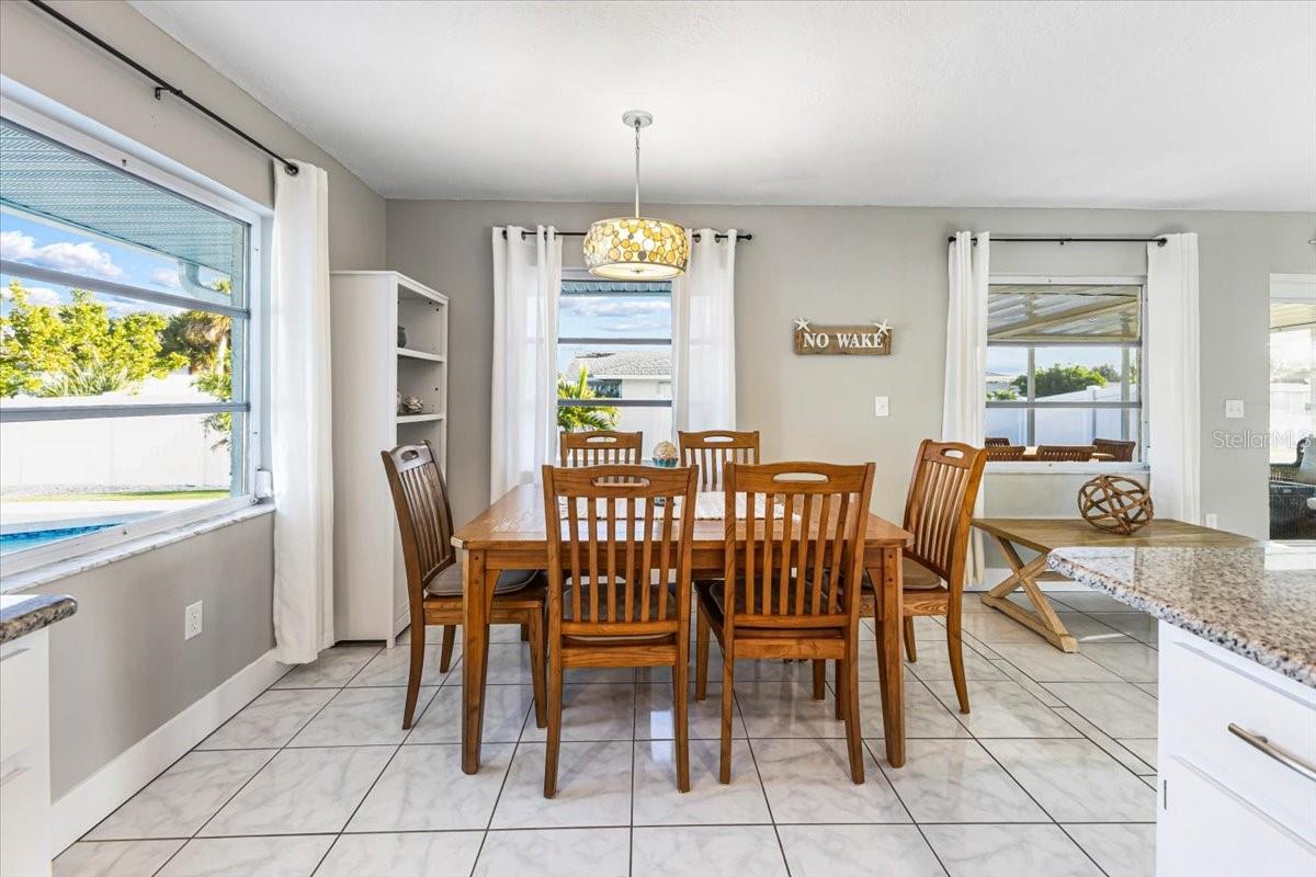 Image 14 of 46 For 2061 Illinois Avenue