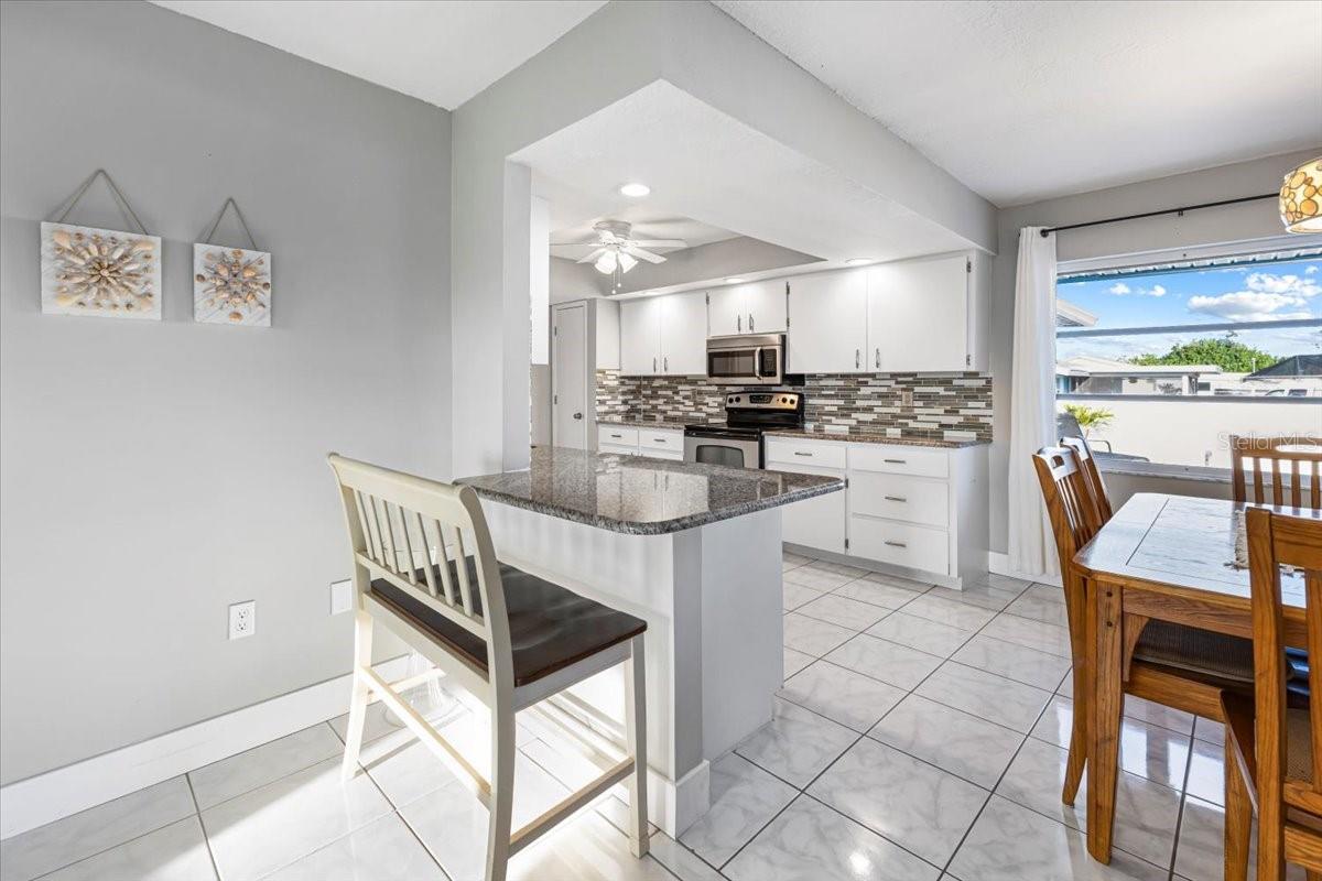 Image 17 of 46 For 2061 Illinois Avenue