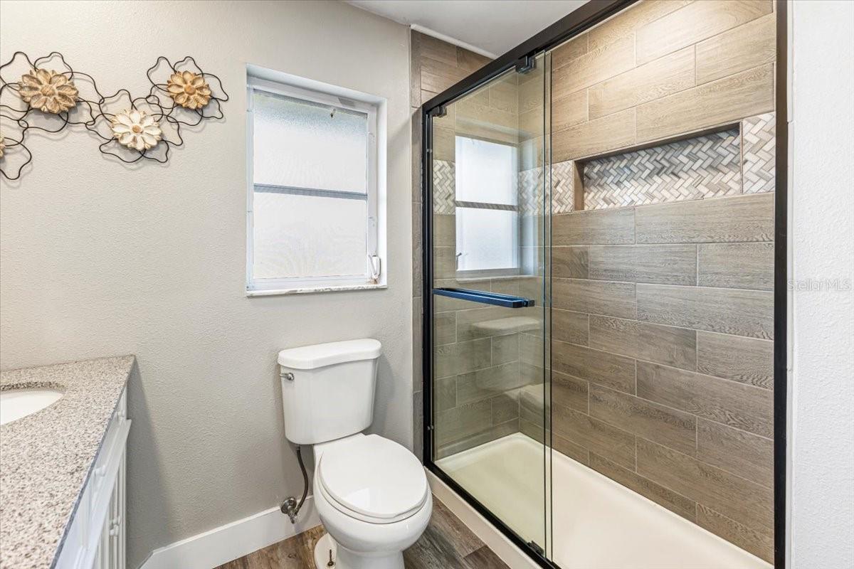 Image 21 of 46 For 2061 Illinois Avenue