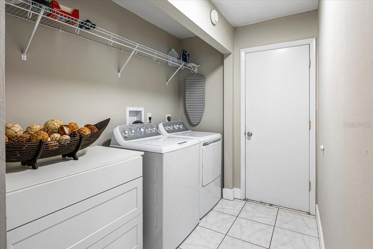 Image 22 of 46 For 2061 Illinois Avenue