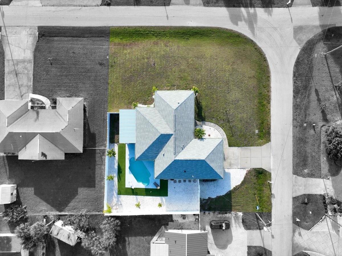 Image 37 of 46 For 2061 Illinois Avenue