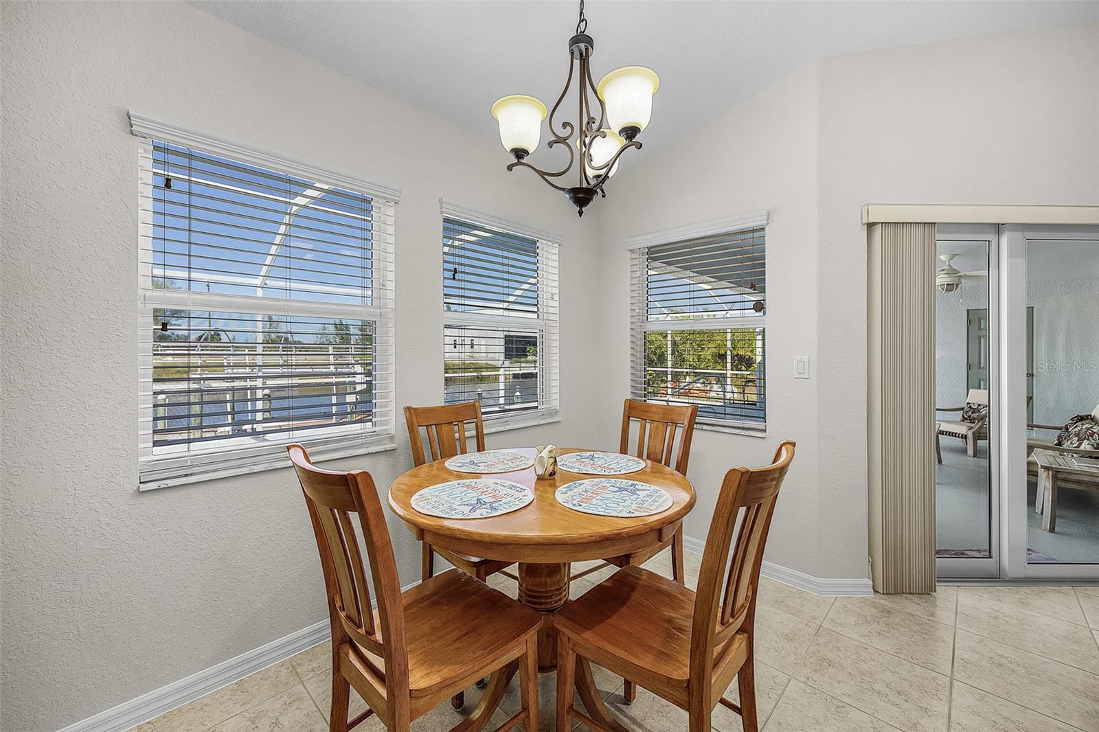 Image 11 of 56 For 430 39th Avenue