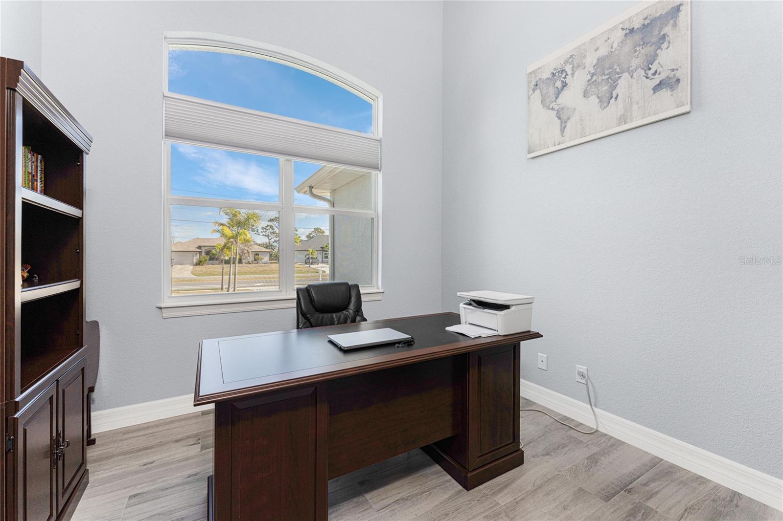 Image 36 of 63 For 197 Rotonda Boulevard N