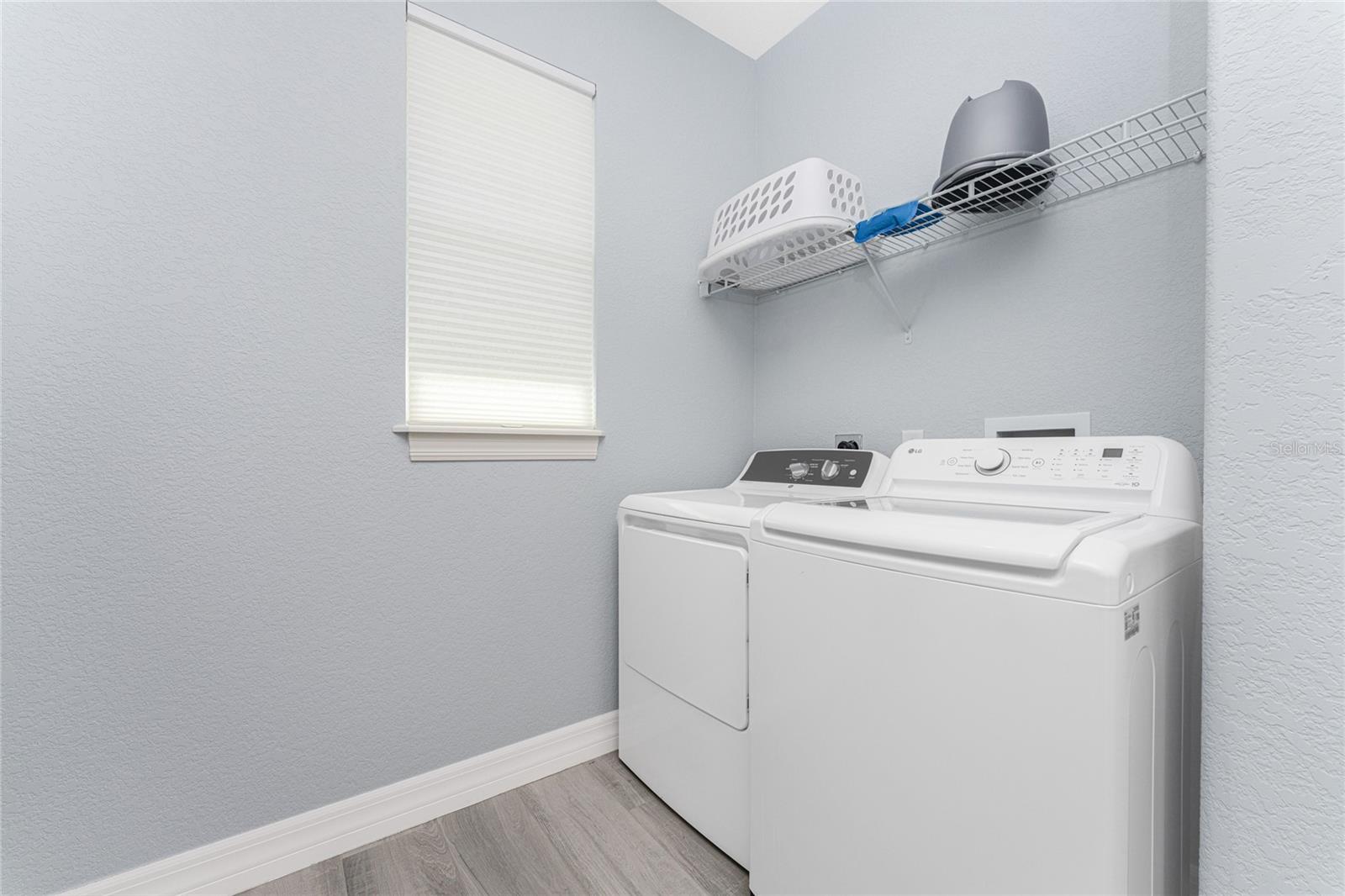 Image 39 of 63 For 197 Rotonda Boulevard N