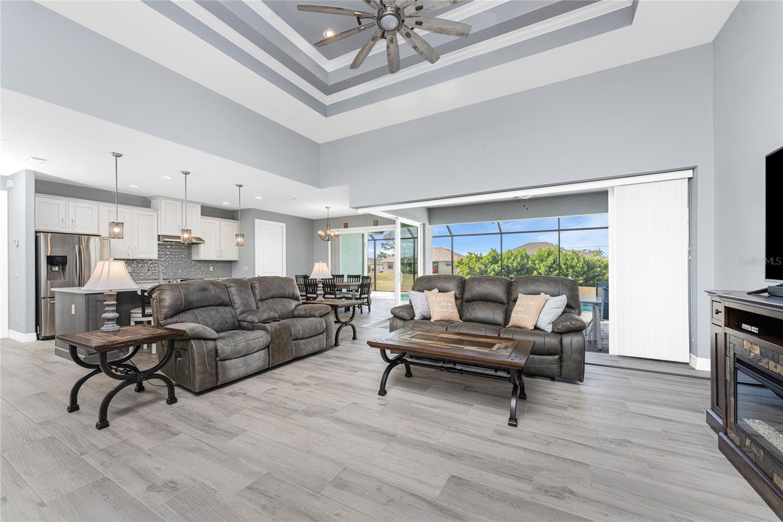 Image 4 of 63 For 197 Rotonda Boulevard N