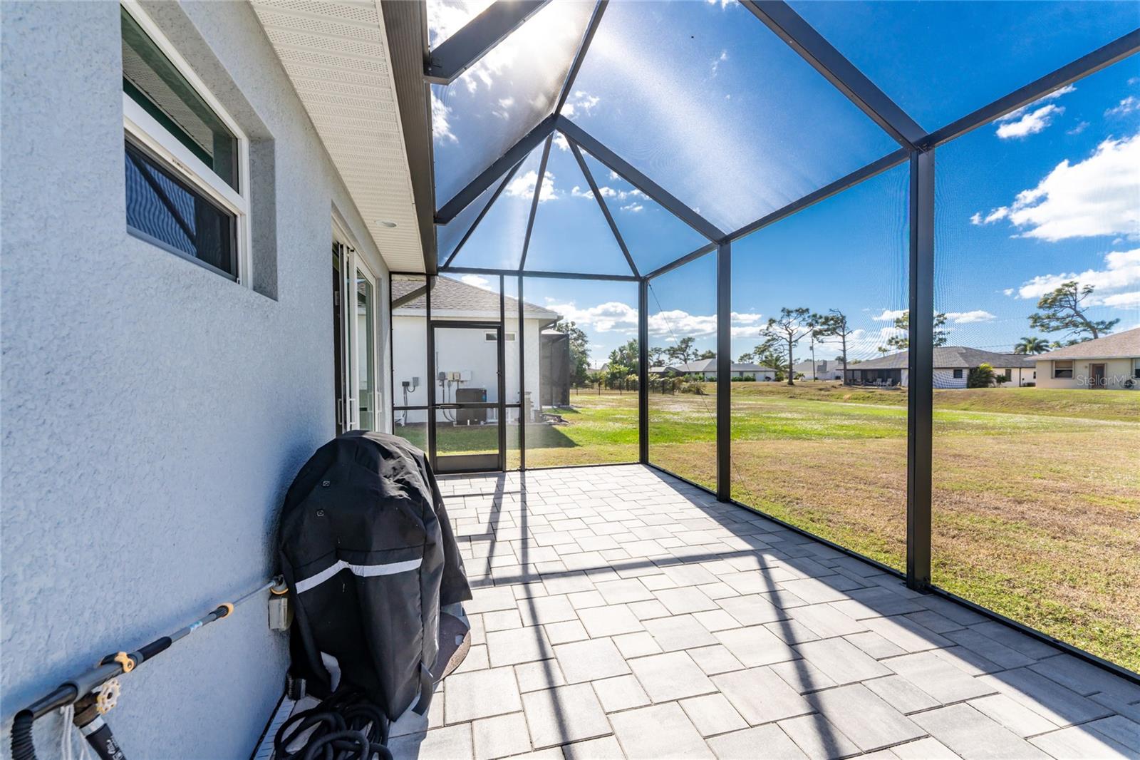 Image 45 of 63 For 197 Rotonda Boulevard N