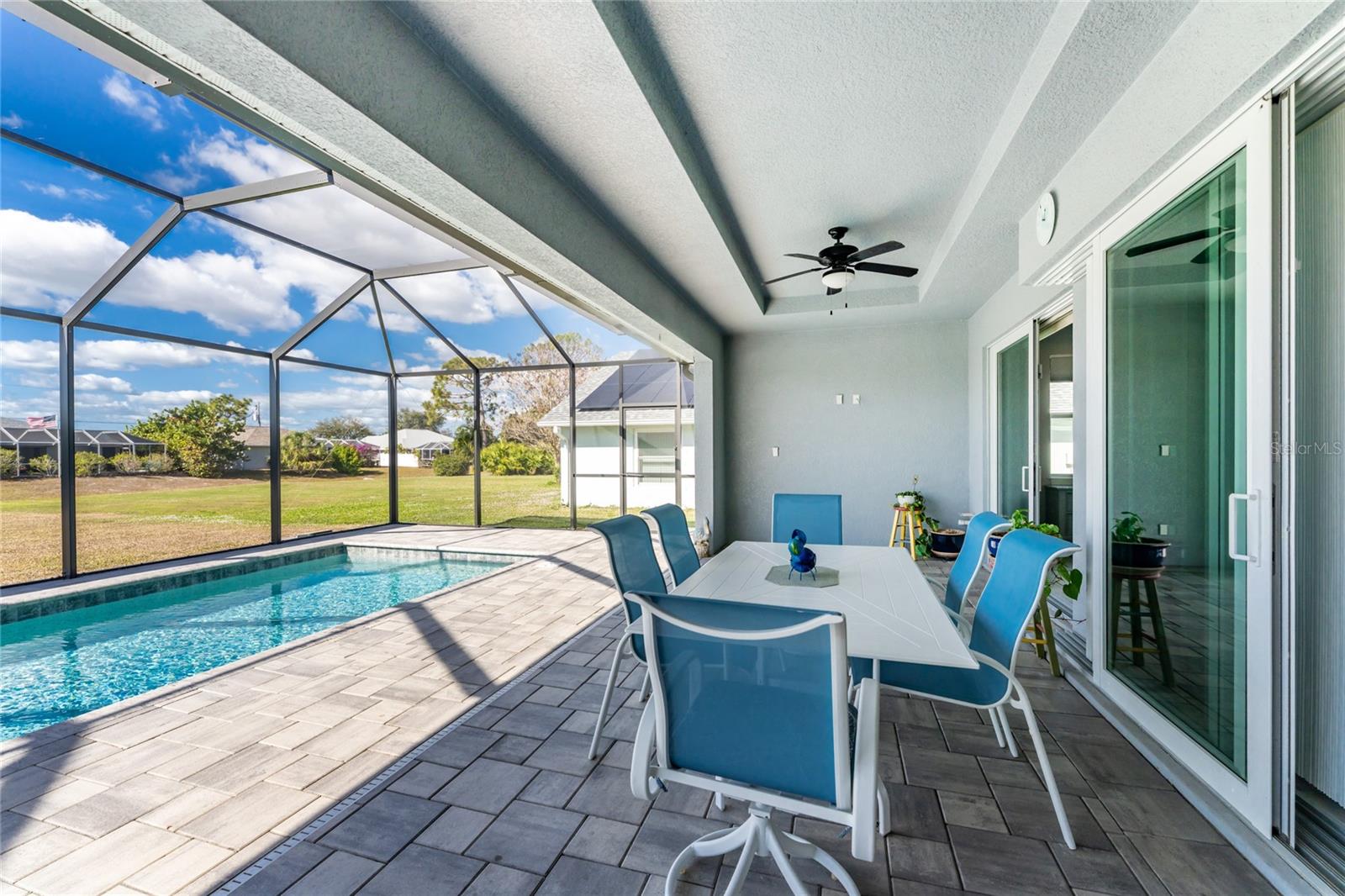 Image 46 of 63 For 197 Rotonda Boulevard N