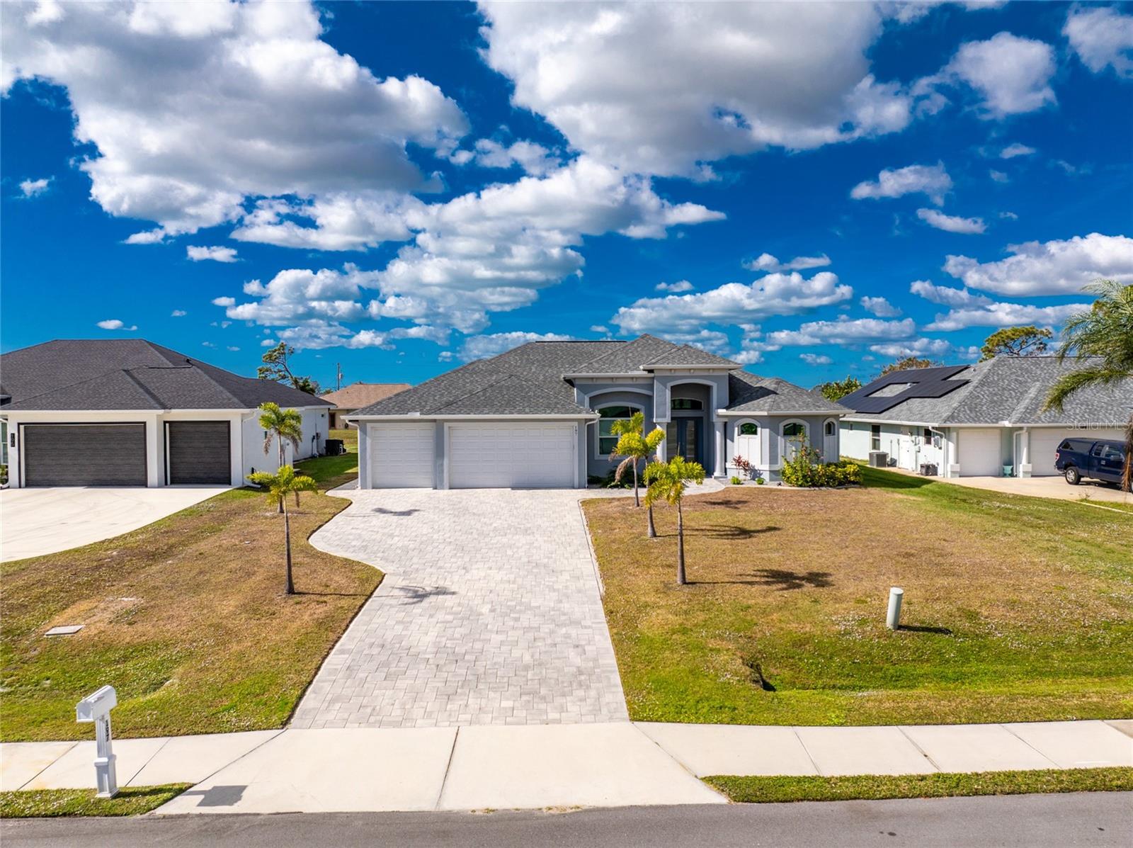 Image 57 of 63 For 197 Rotonda Boulevard N