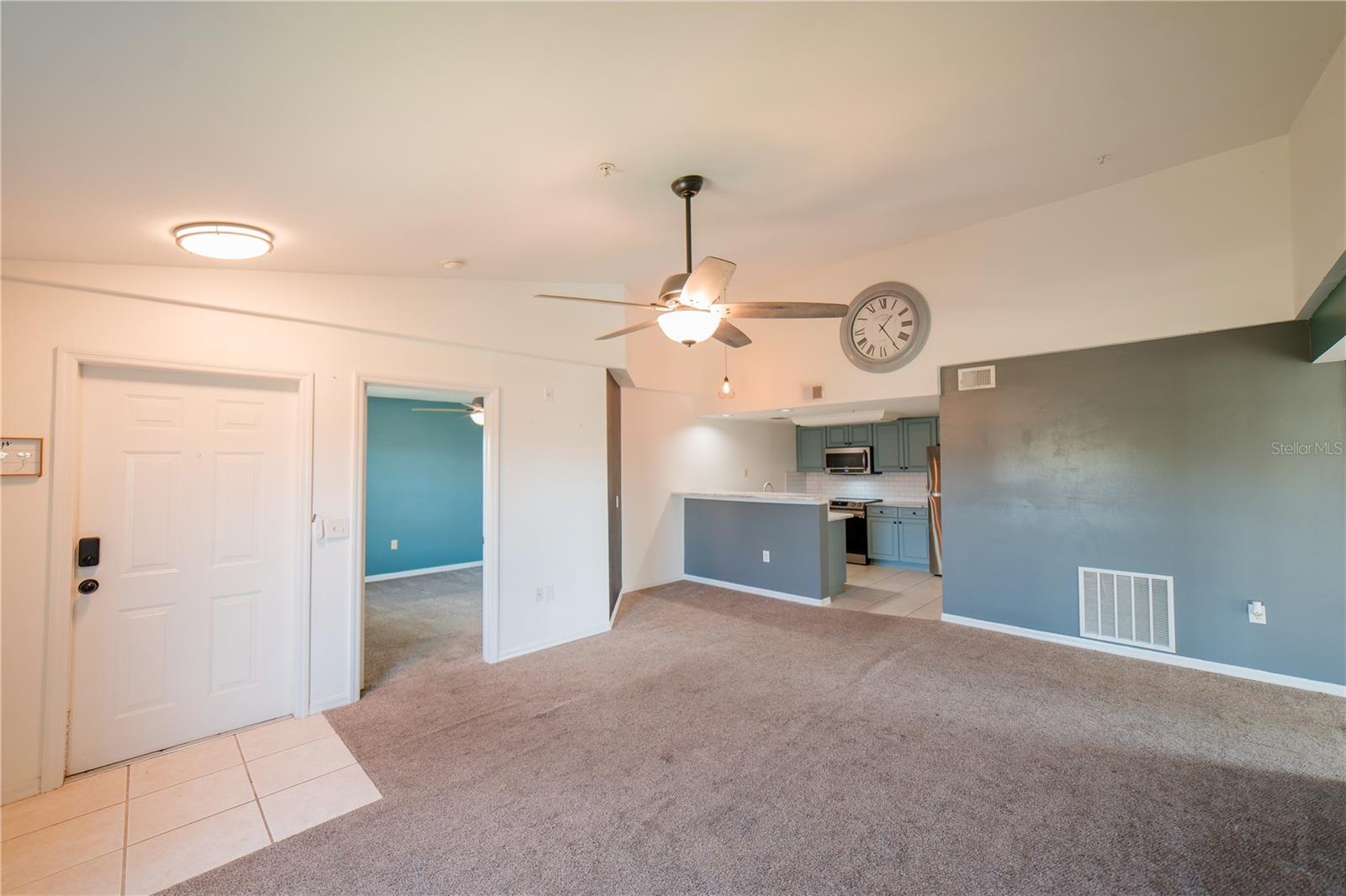 Image 6 of 40 For 1771 Four Mile Cove Parkway 1031