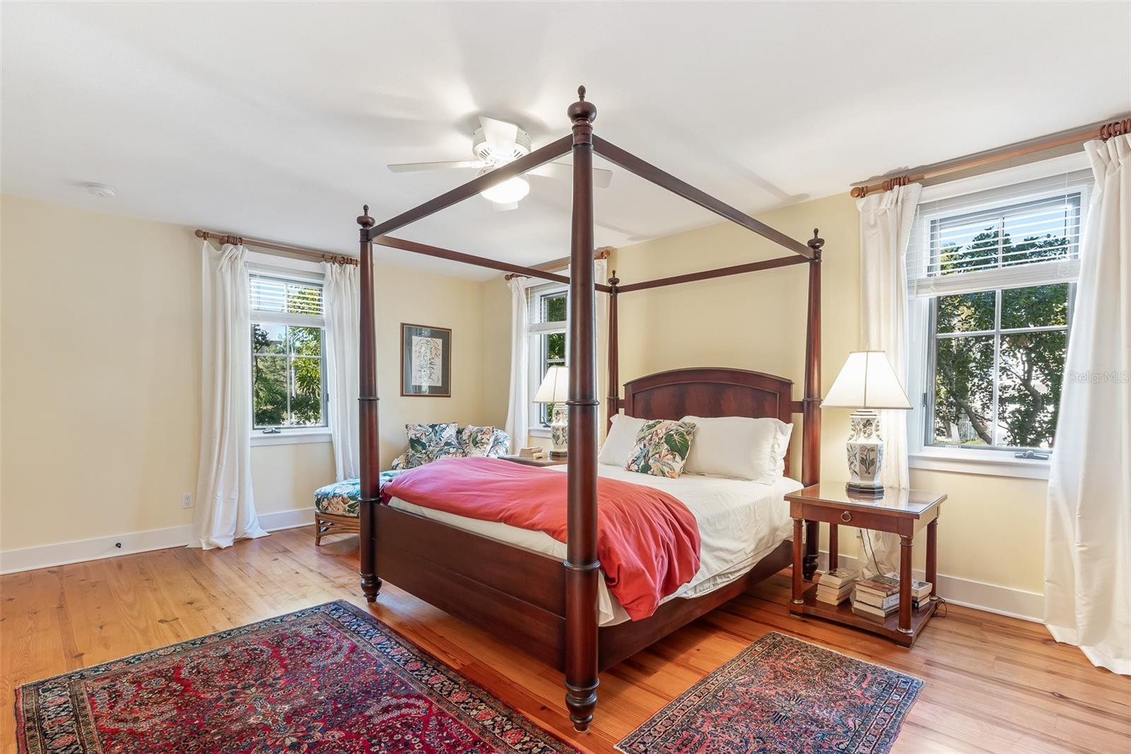 Image 17 of 43 For 160 1st Street E