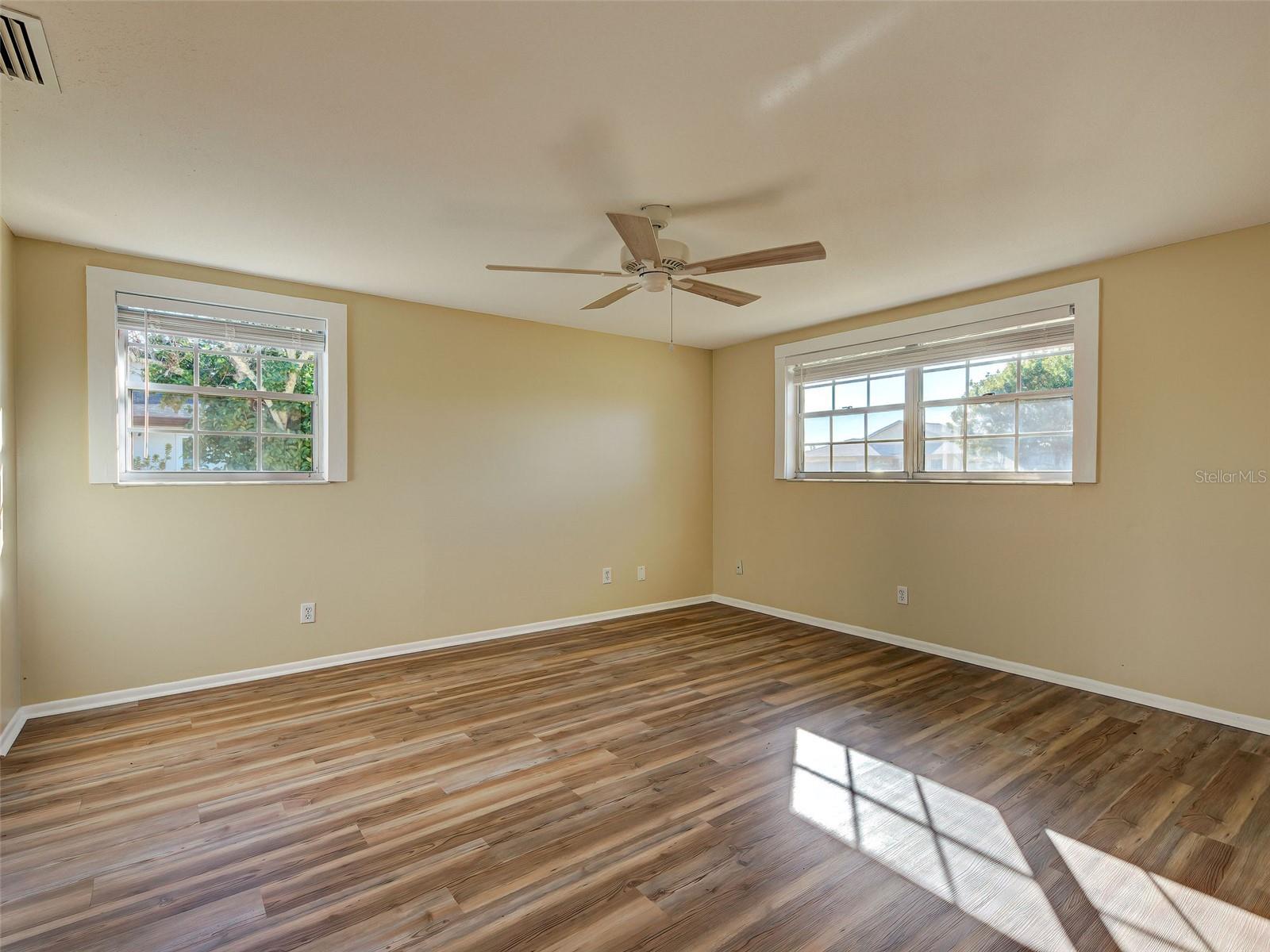 Image 22 of 56 For 1330 Buereau Road