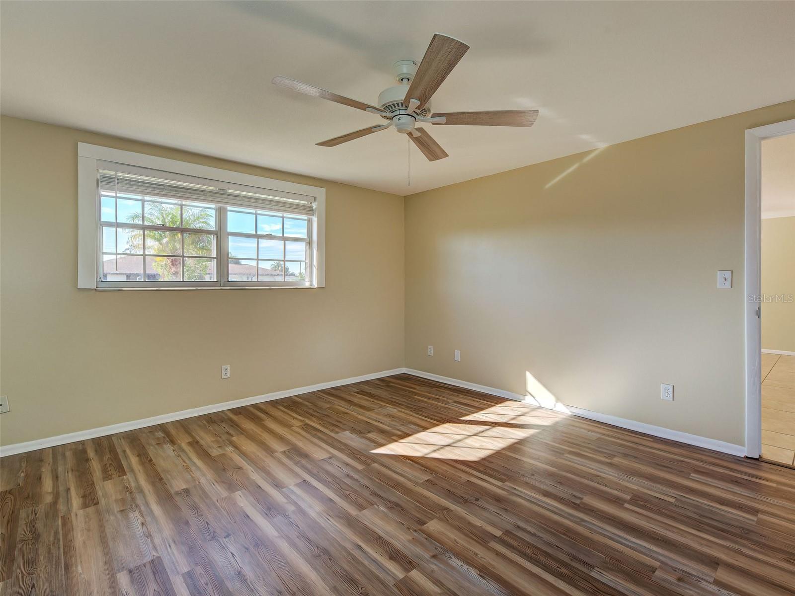 Image 23 of 56 For 1330 Buereau Road