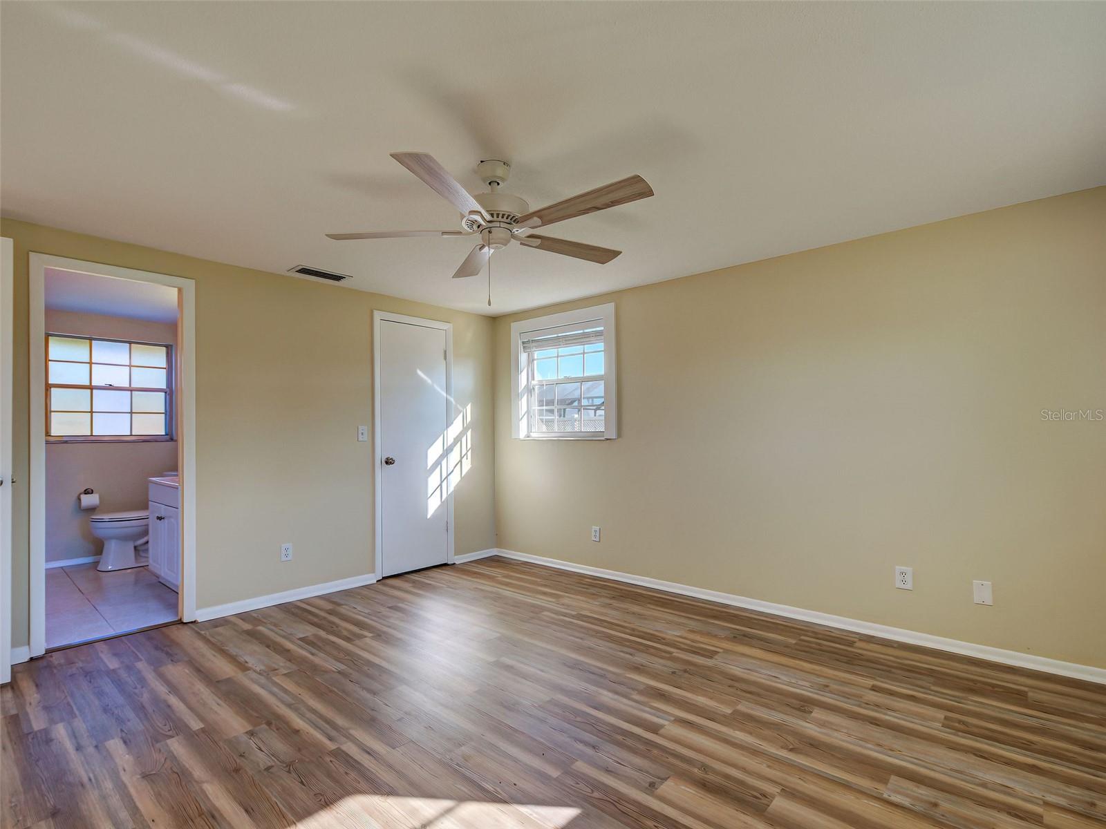 Image 24 of 56 For 1330 Buereau Road