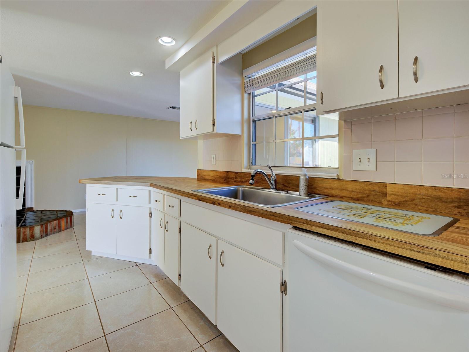 Image 28 of 56 For 1330 Buereau Road