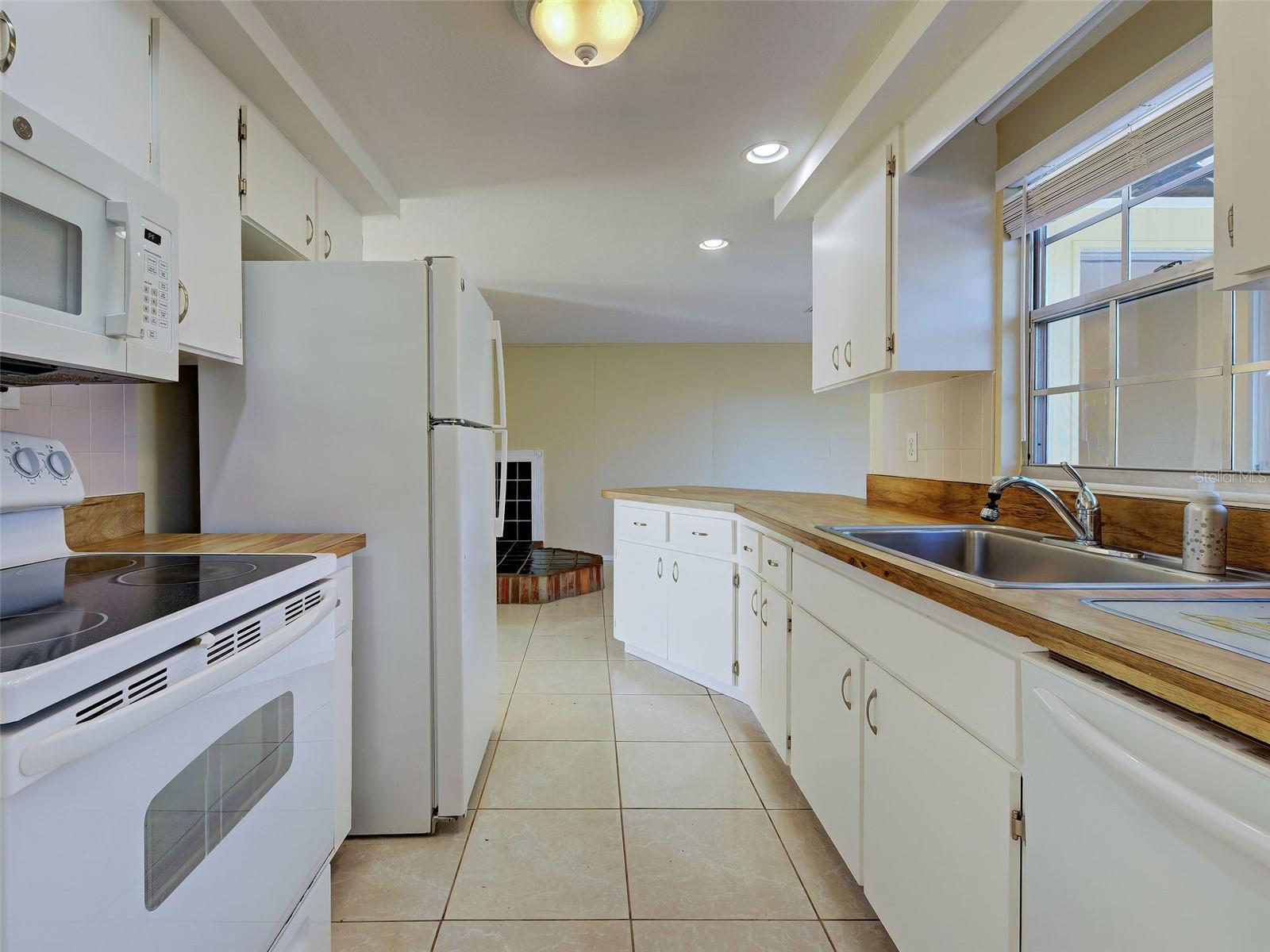 Image 29 of 56 For 1330 Buereau Road