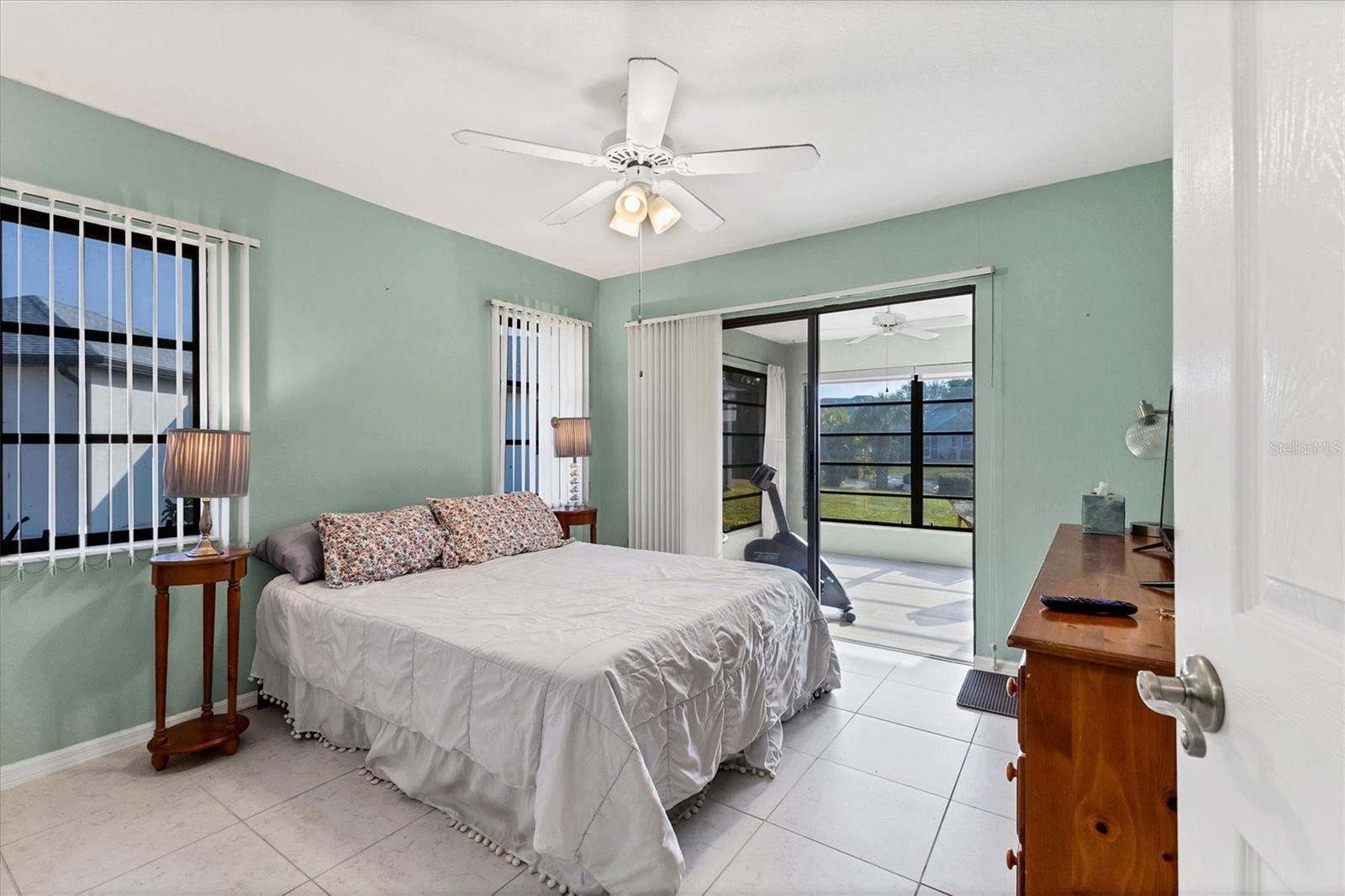 Image 17 of 57 For 25 Bunker Court