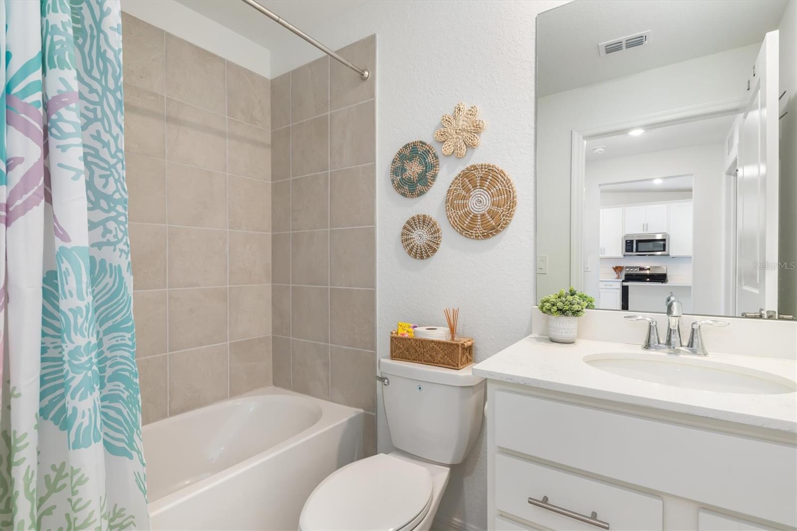 Image 18 of 52 For 17535 Opal Sand Drive 205