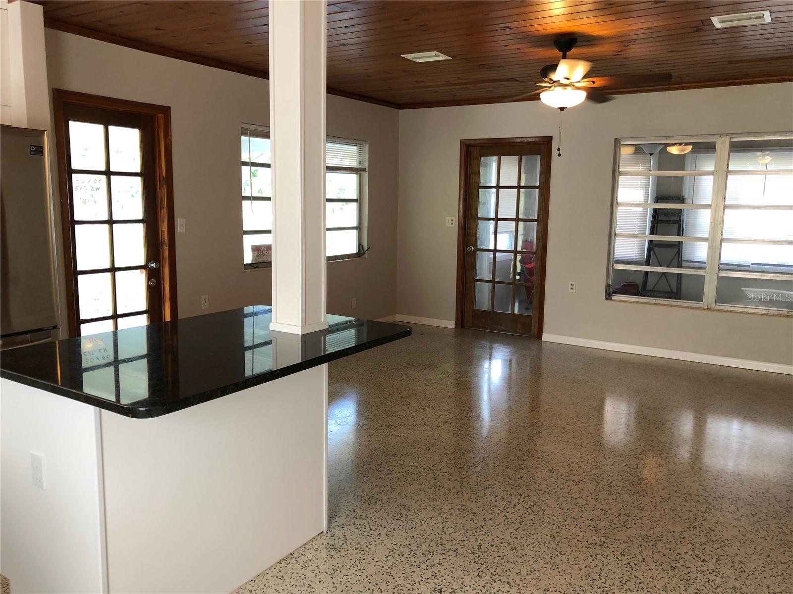 Image 4 of 11 For 80 Beverly Circle