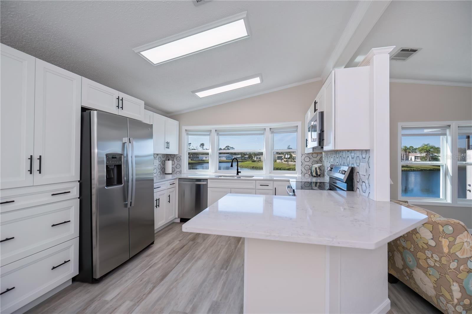 Image 12 of 73 For 840 Seabrooke Drive