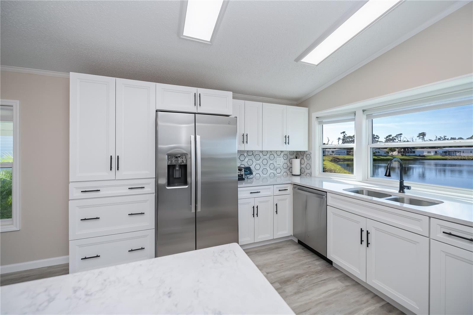 Image 15 of 73 For 840 Seabrooke Drive