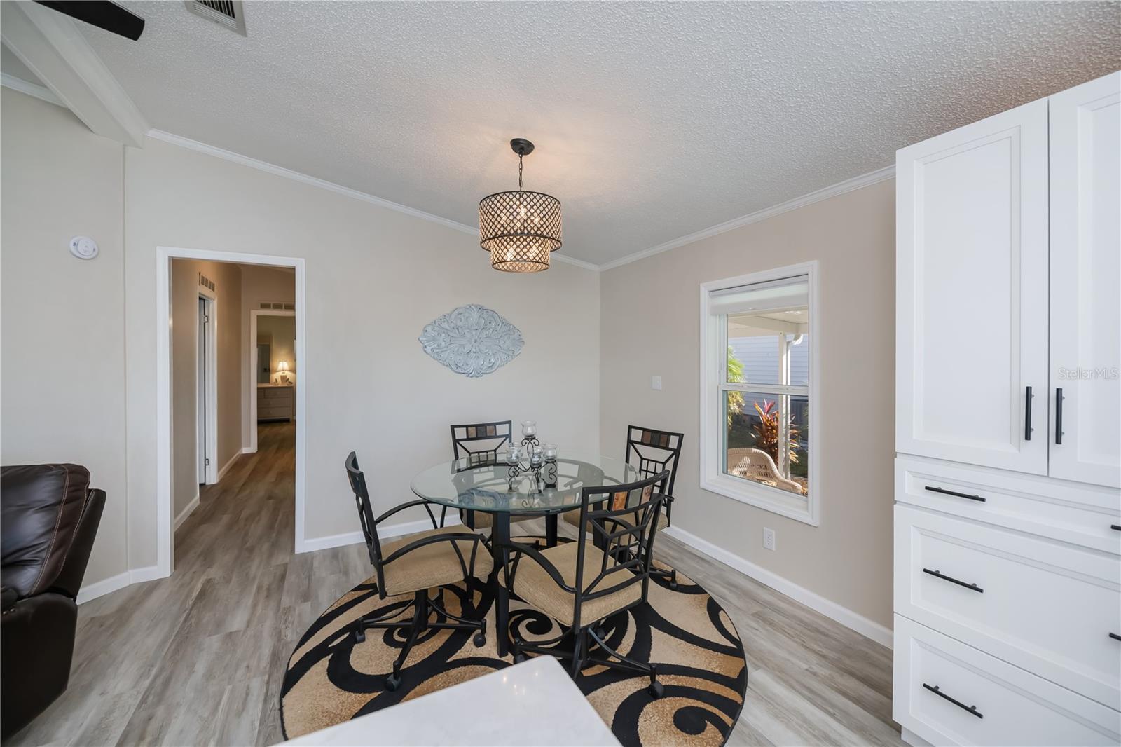 Image 18 of 73 For 840 Seabrooke Drive