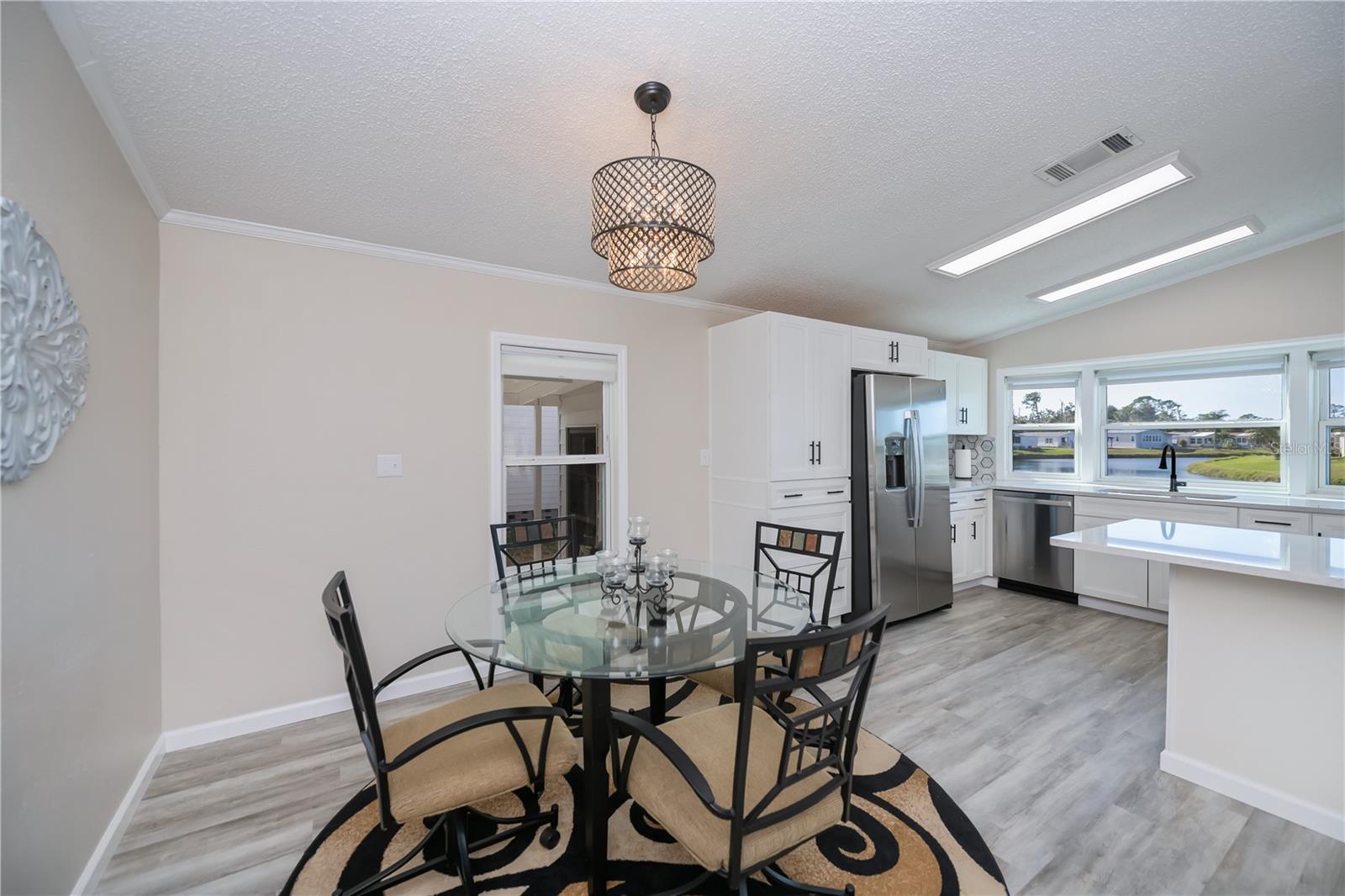 Image 19 of 73 For 840 Seabrooke Drive