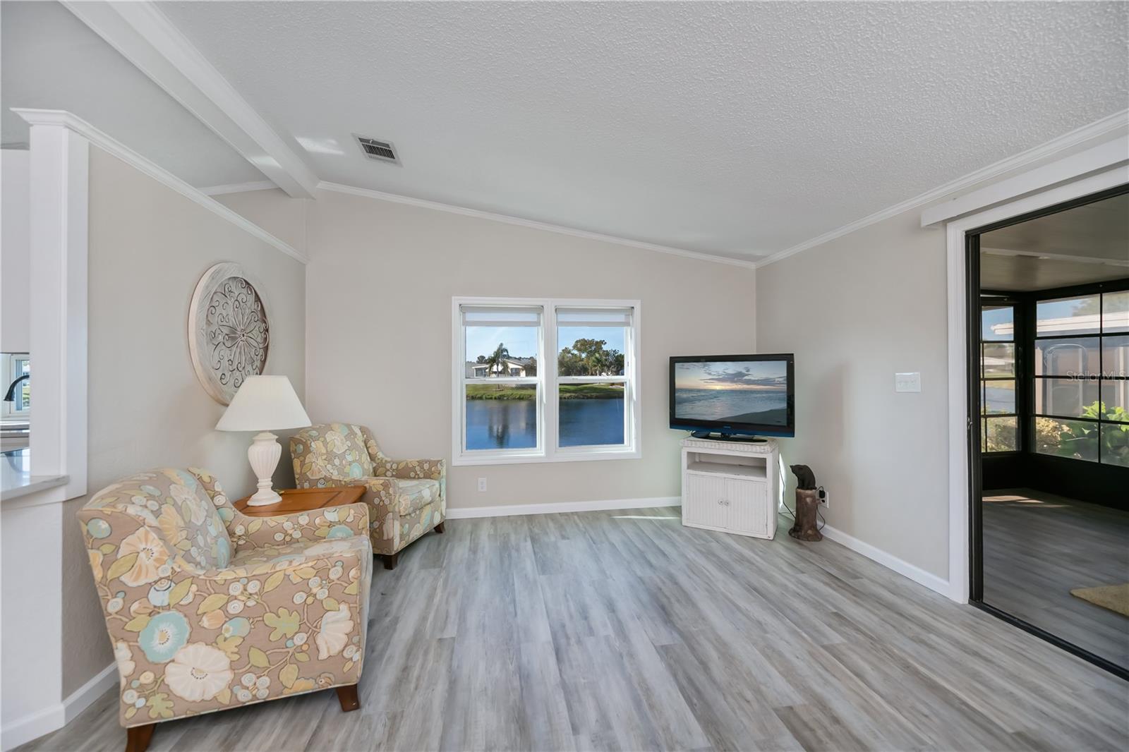 Image 23 of 73 For 840 Seabrooke Drive