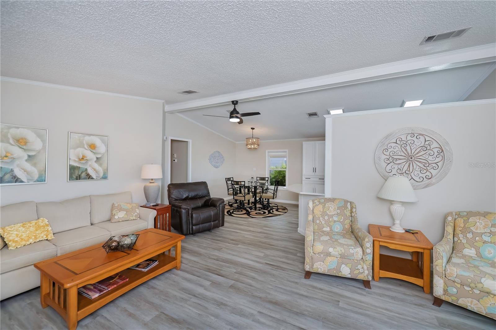 Image 25 of 73 For 840 Seabrooke Drive