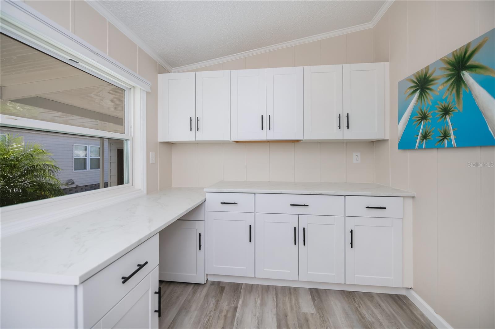 Image 28 of 73 For 840 Seabrooke Drive