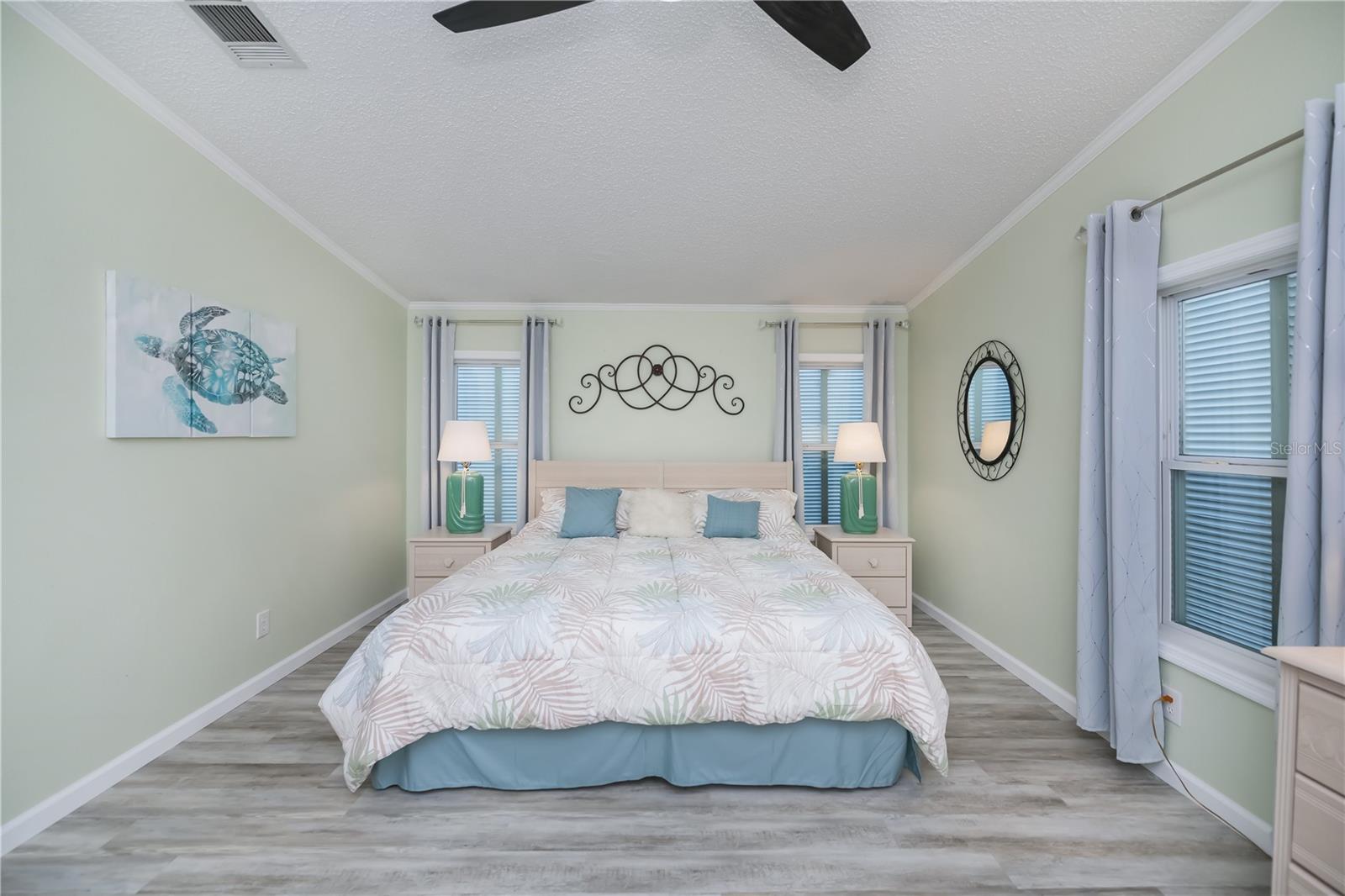 Image 33 of 73 For 840 Seabrooke Drive