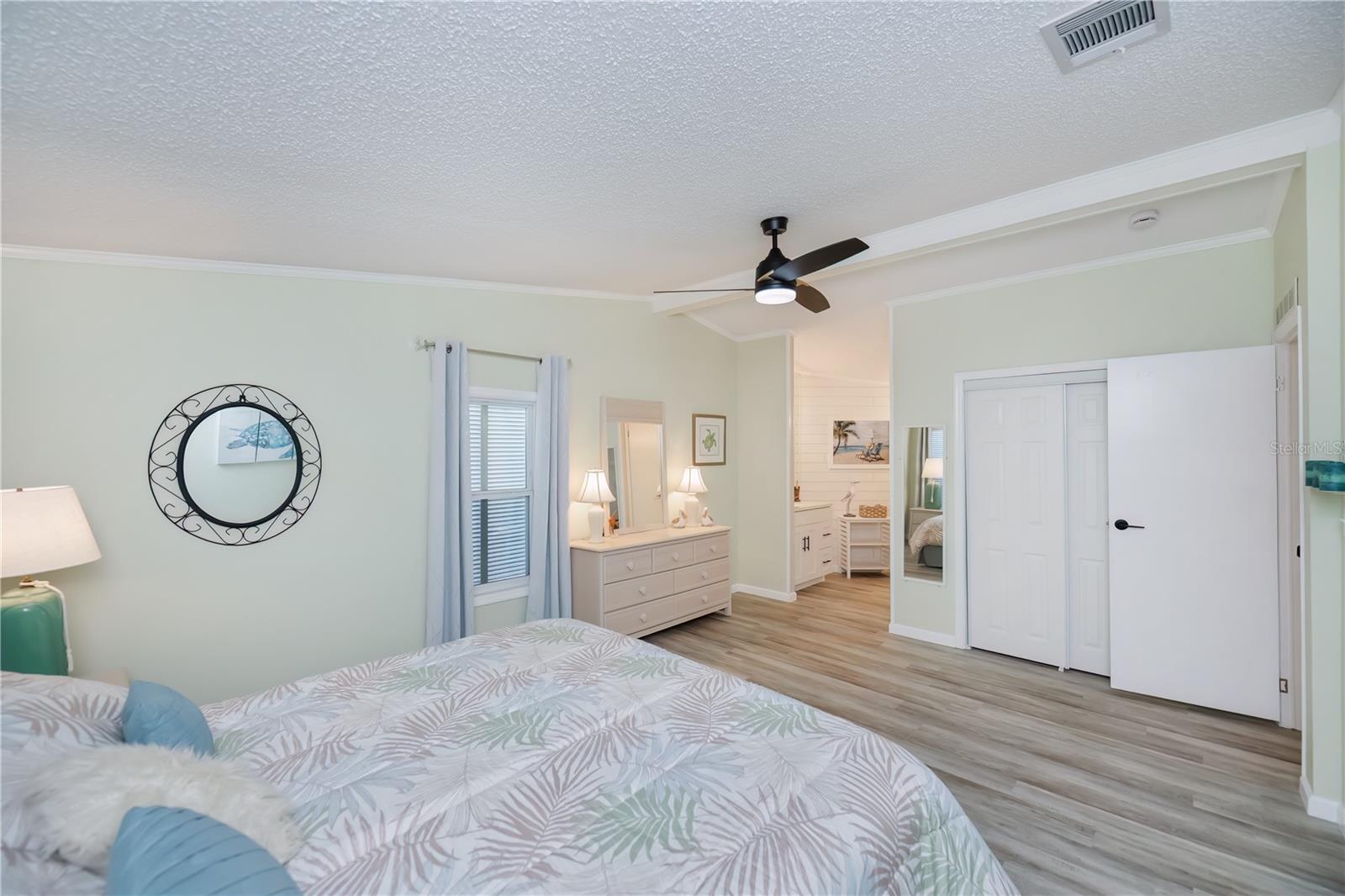 Image 34 of 73 For 840 Seabrooke Drive