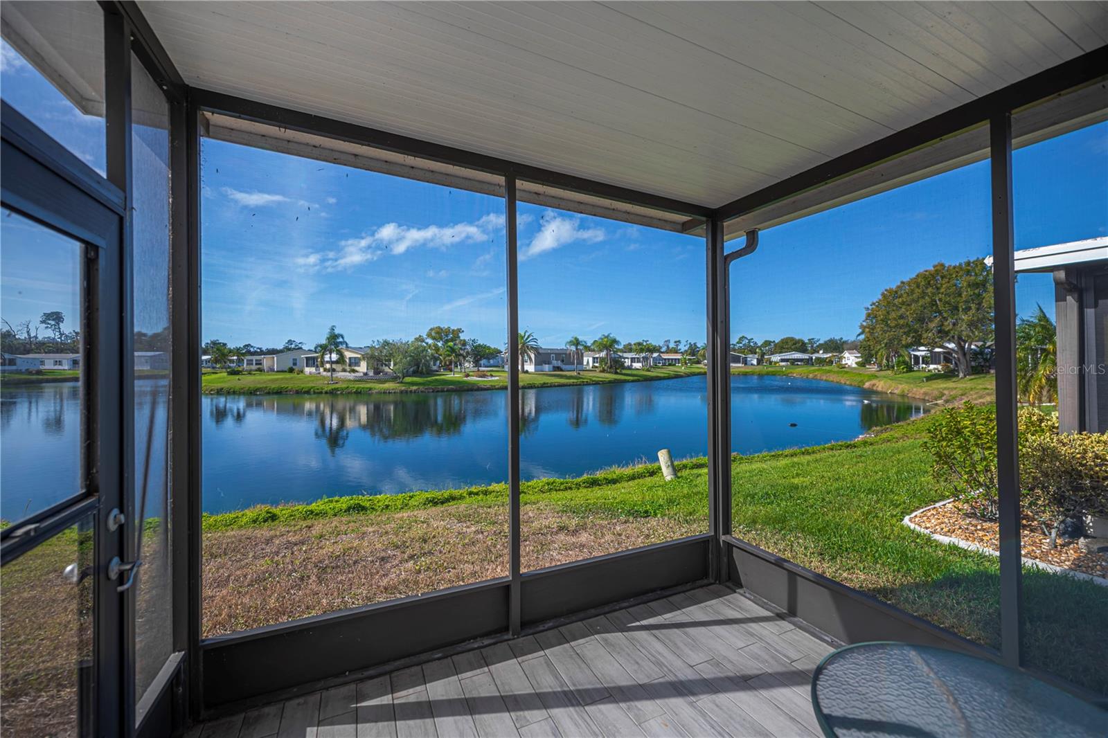 Image 6 of 73 For 840 Seabrooke Drive