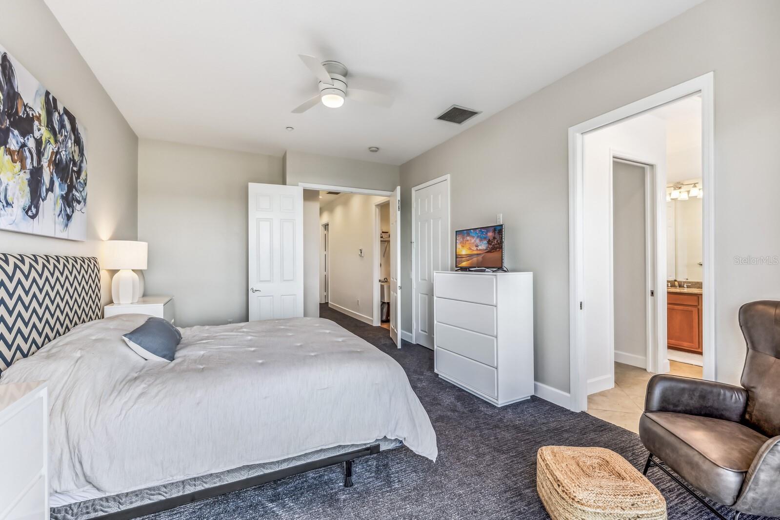 Image 17 of 45 For 10301 Coral Landings Lane 6