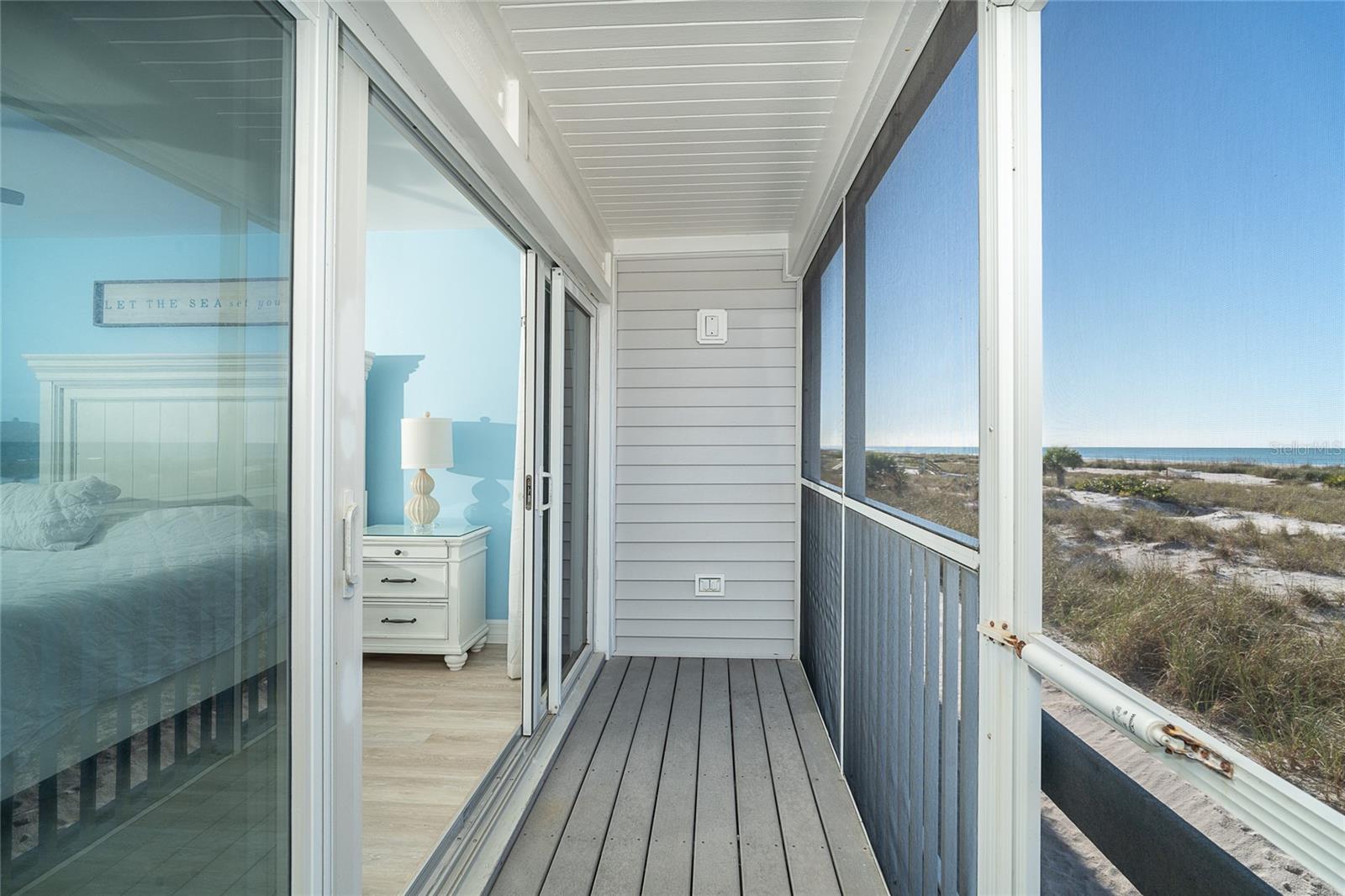 Image 18 of 36 For 7466 Palm Island Drive 2911