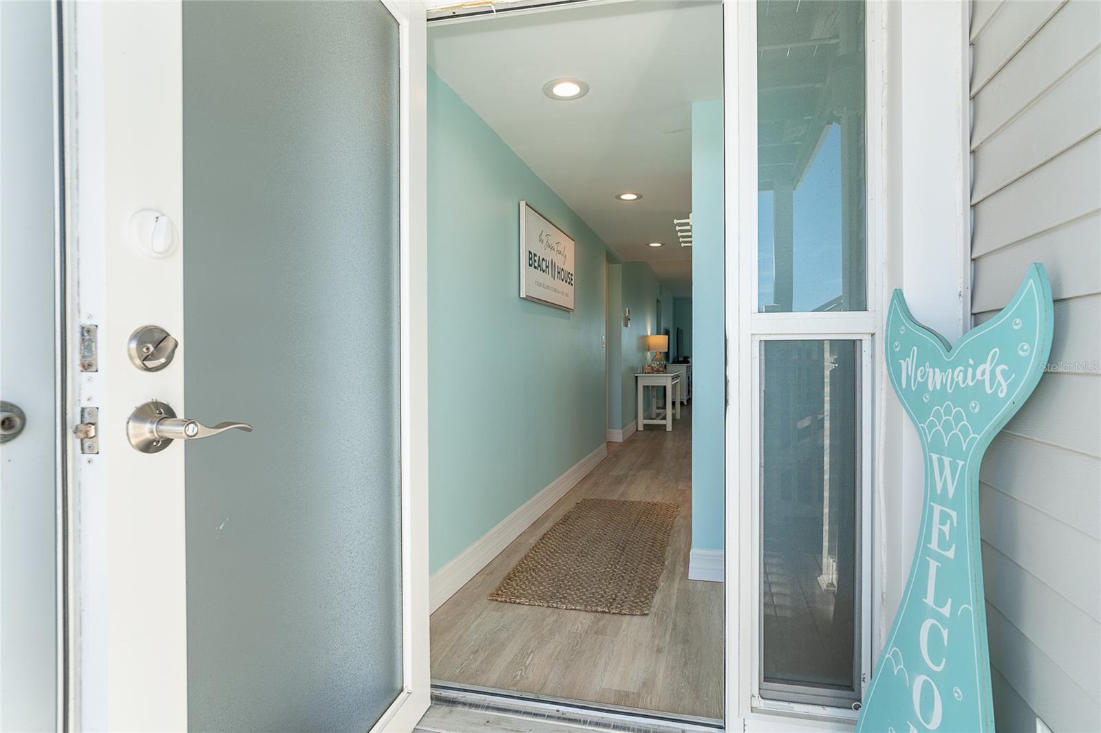 Image 4 of 36 For 7466 Palm Island Drive 2911