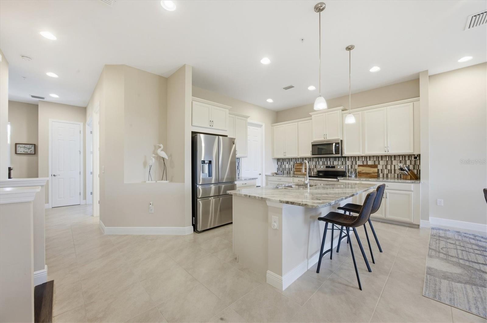 Image 13 of 54 For 10435 Pilothouse Circle 125