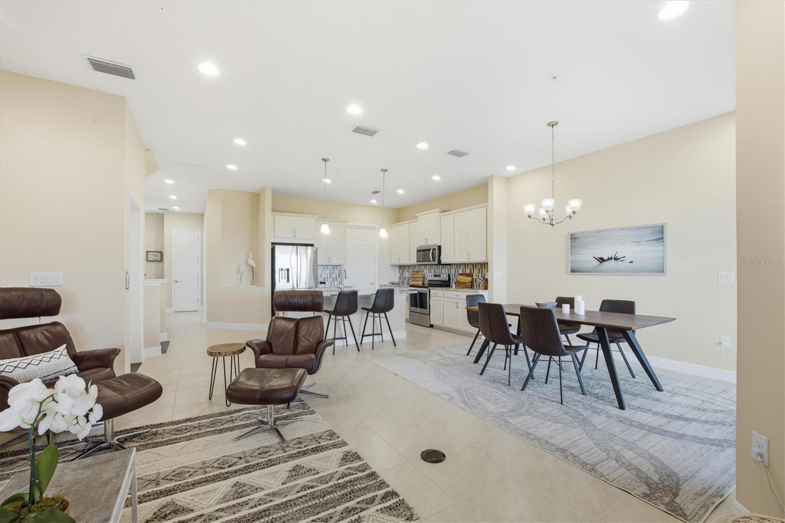 Image 16 of 54 For 10435 Pilothouse Circle 125