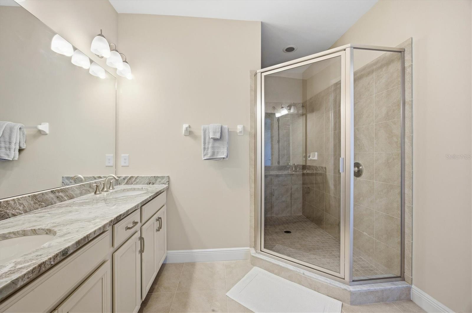 Image 29 of 54 For 10435 Pilothouse Circle 125