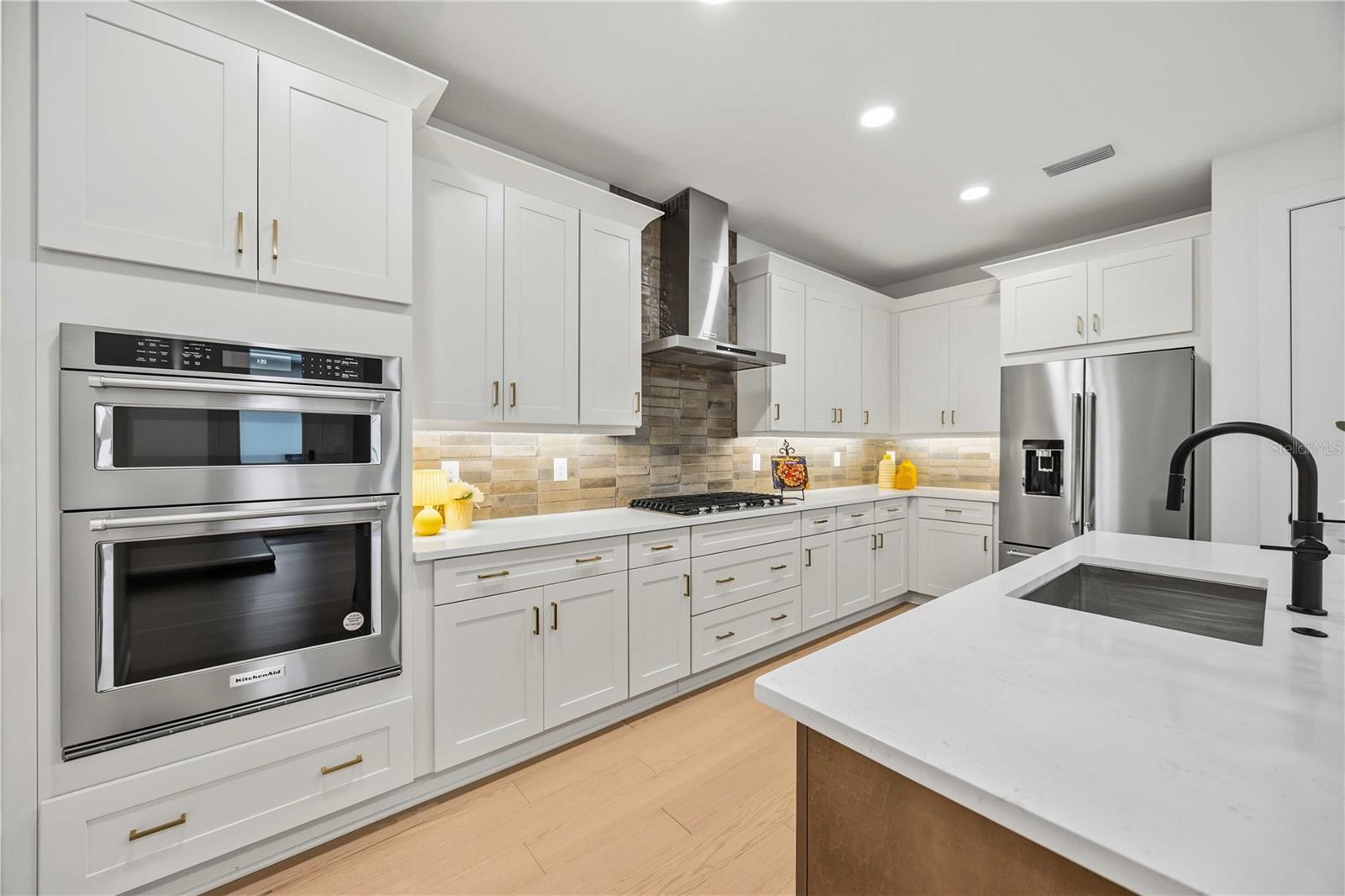 Image 22 of 87 For 18803 Dayspring Place