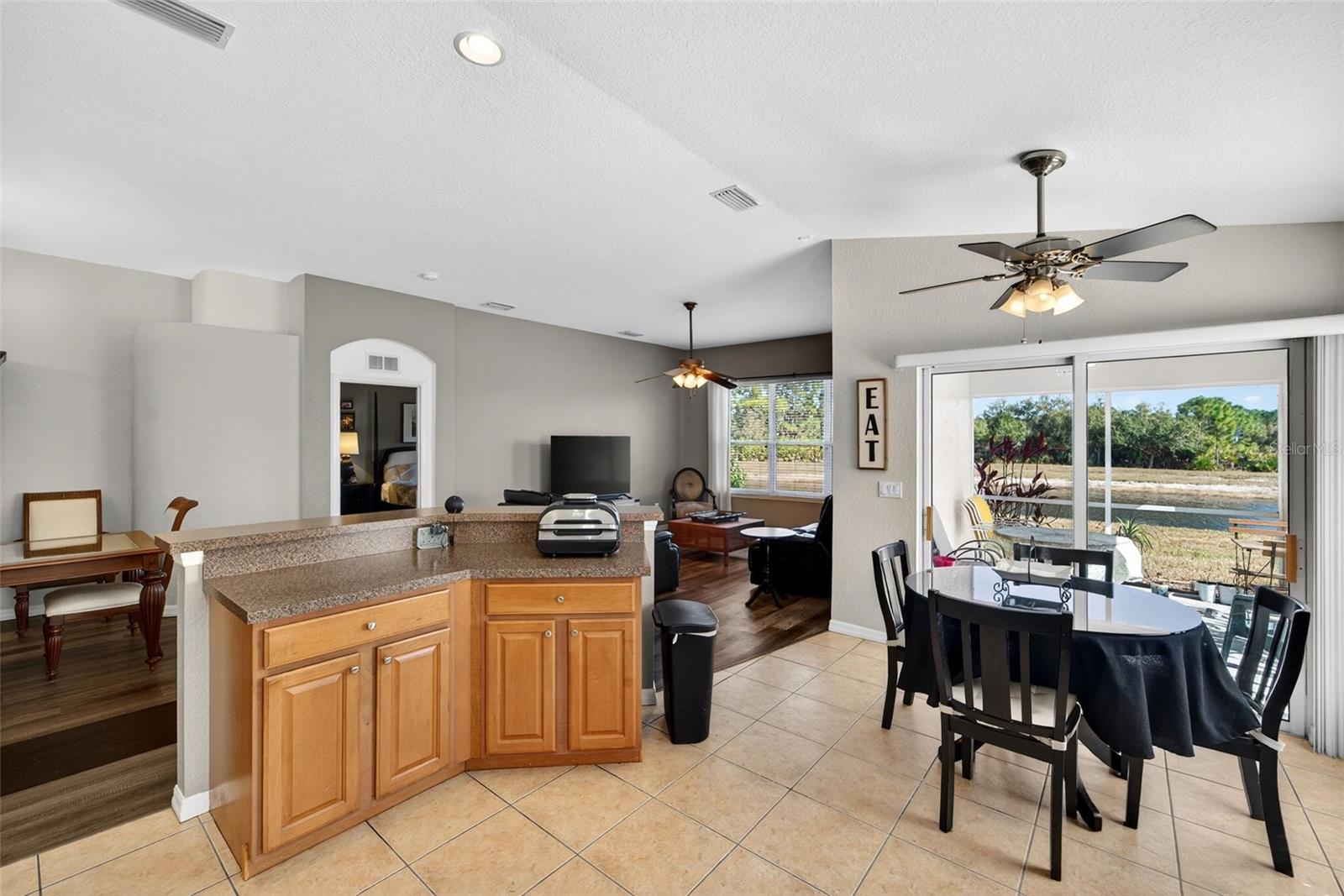 Image 14 of 42 For 1578 Scarlett Avenue