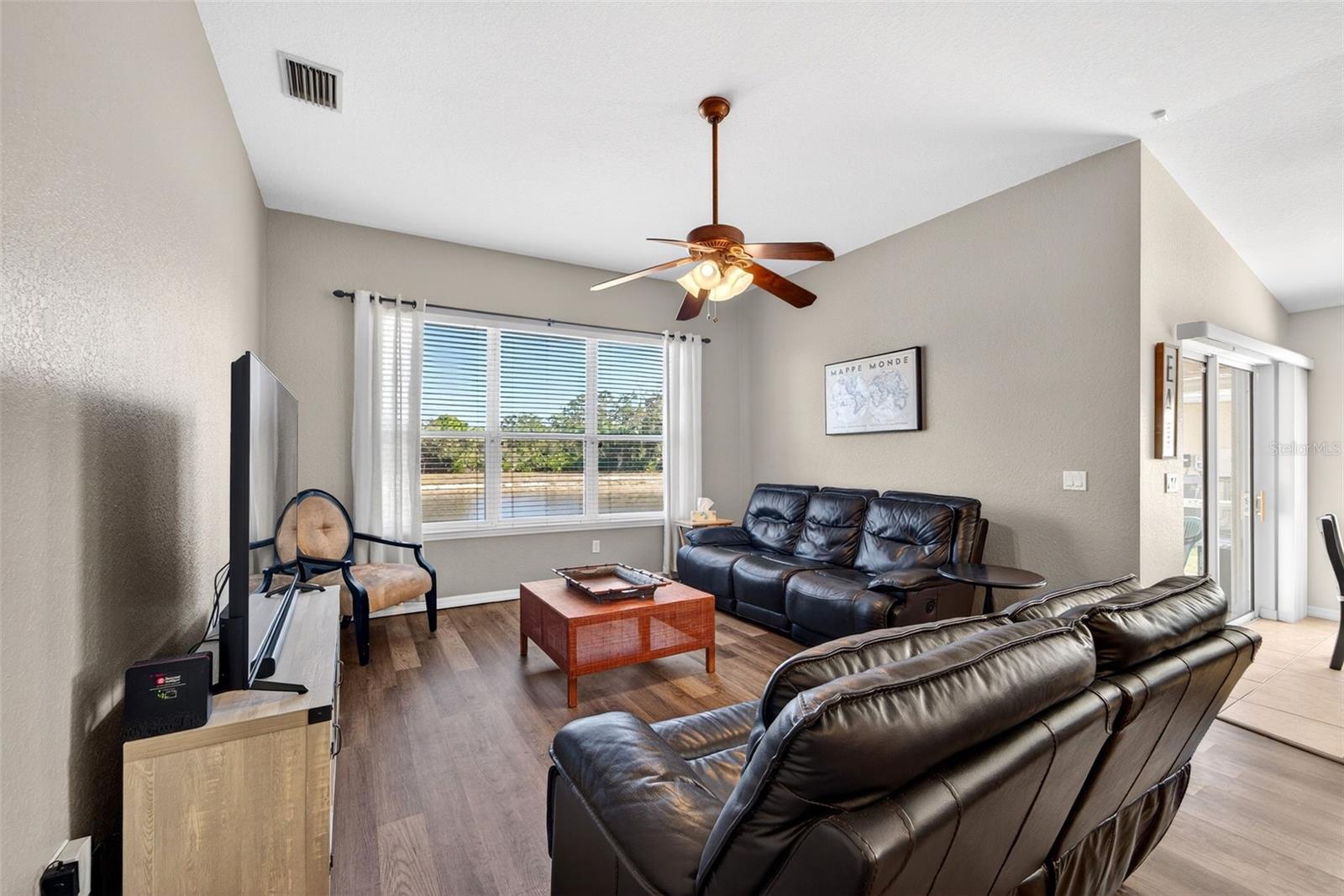 Image 8 of 42 For 1578 Scarlett Avenue