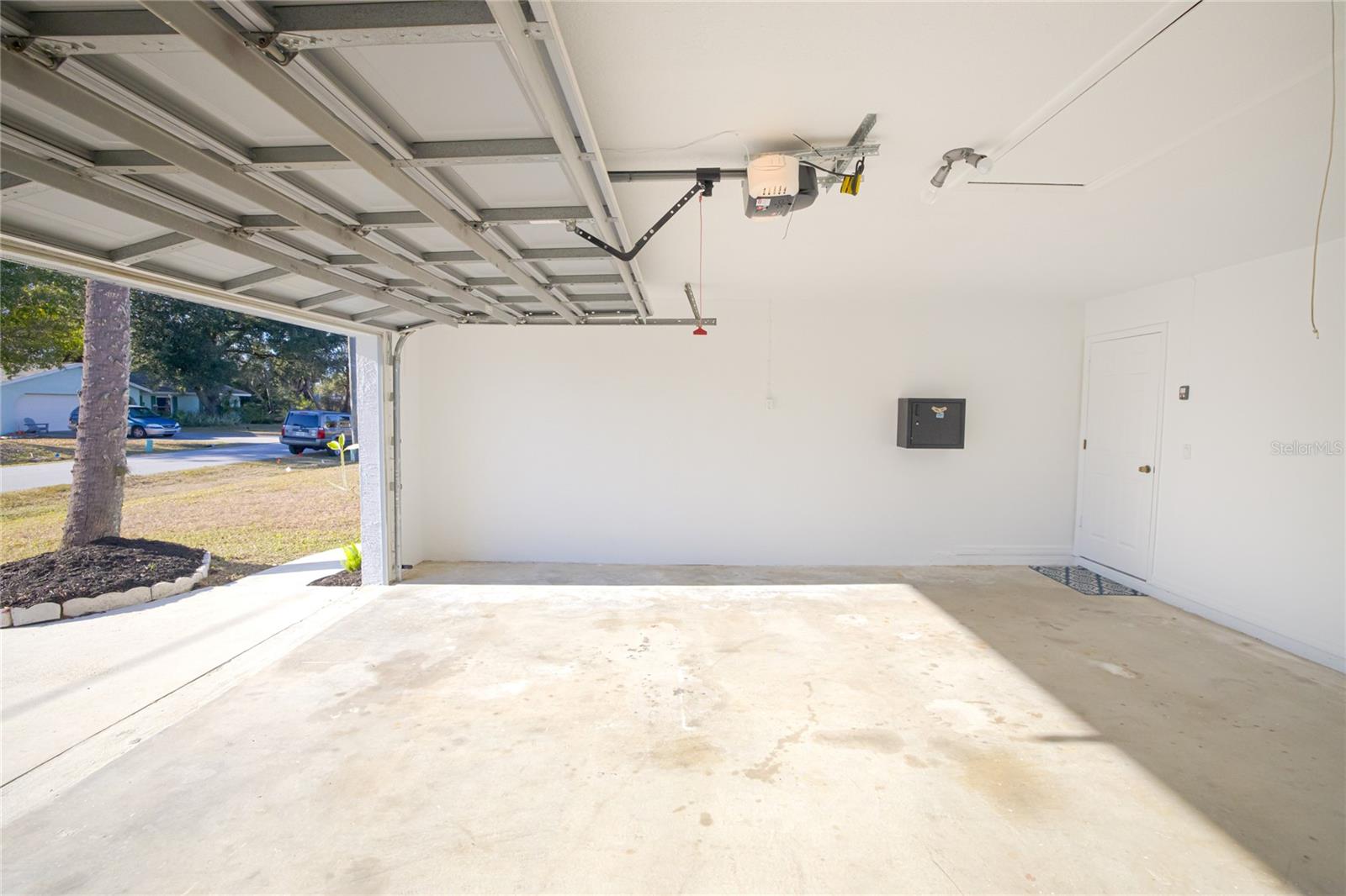 Image 34 of 45 For 1396 Hayworth Road