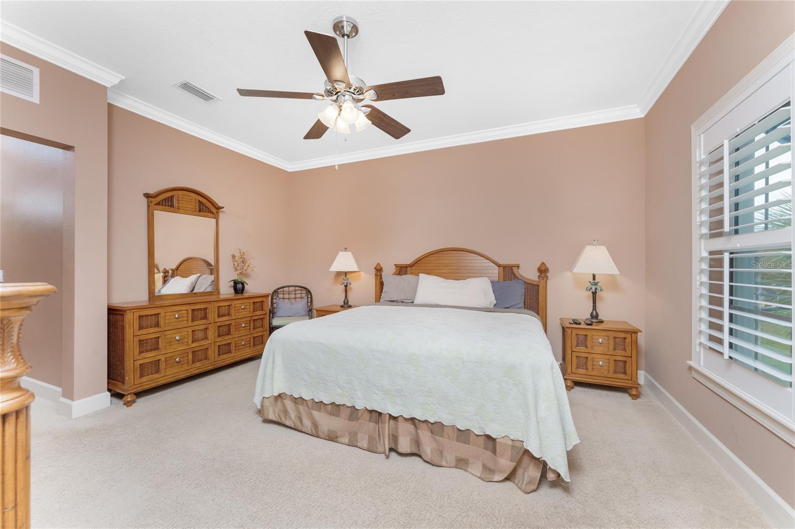 Image 28 of 79 For 10641 Lemon Creek Loop 102