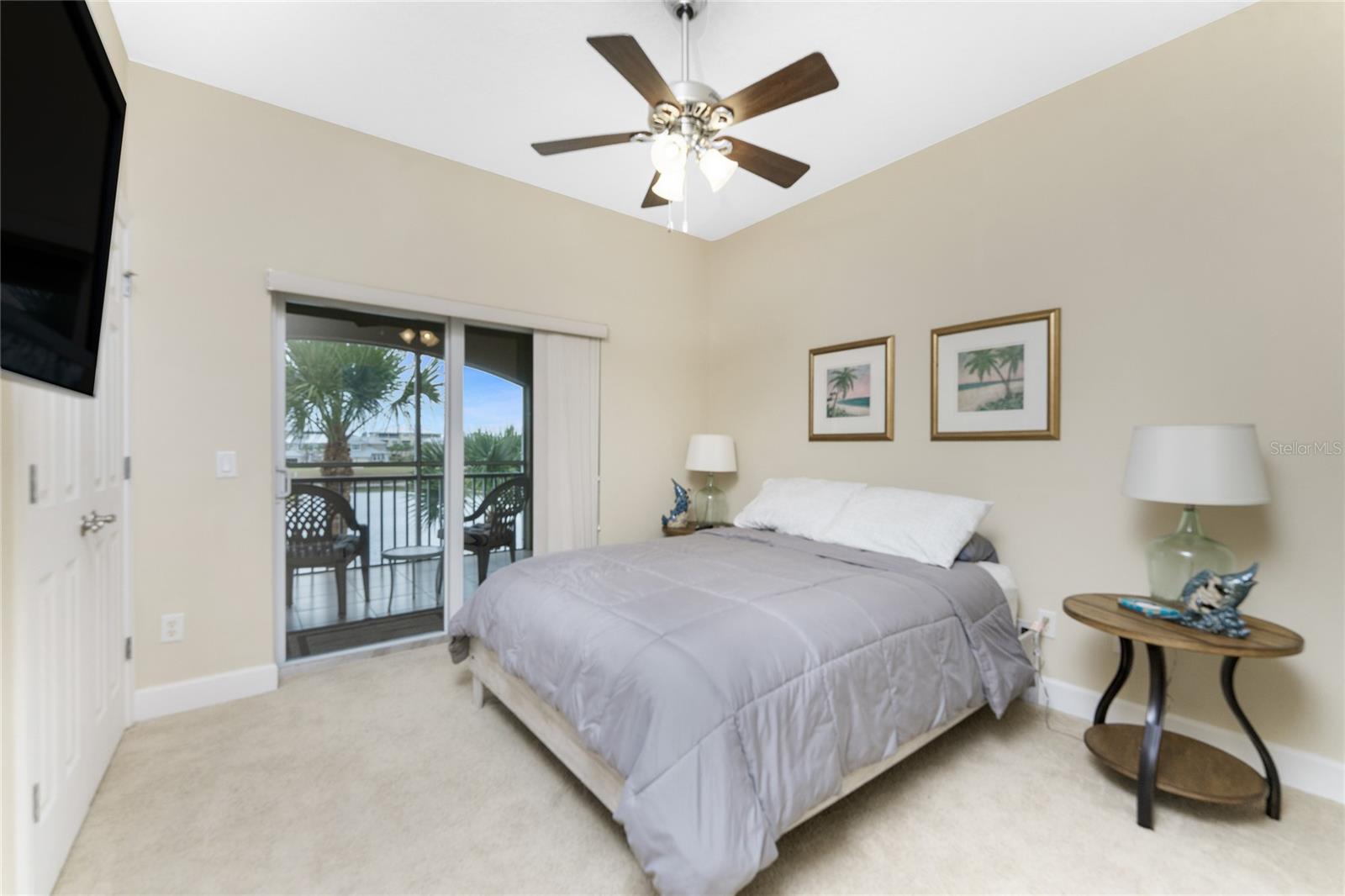 Image 34 of 79 For 10641 Lemon Creek Loop 102