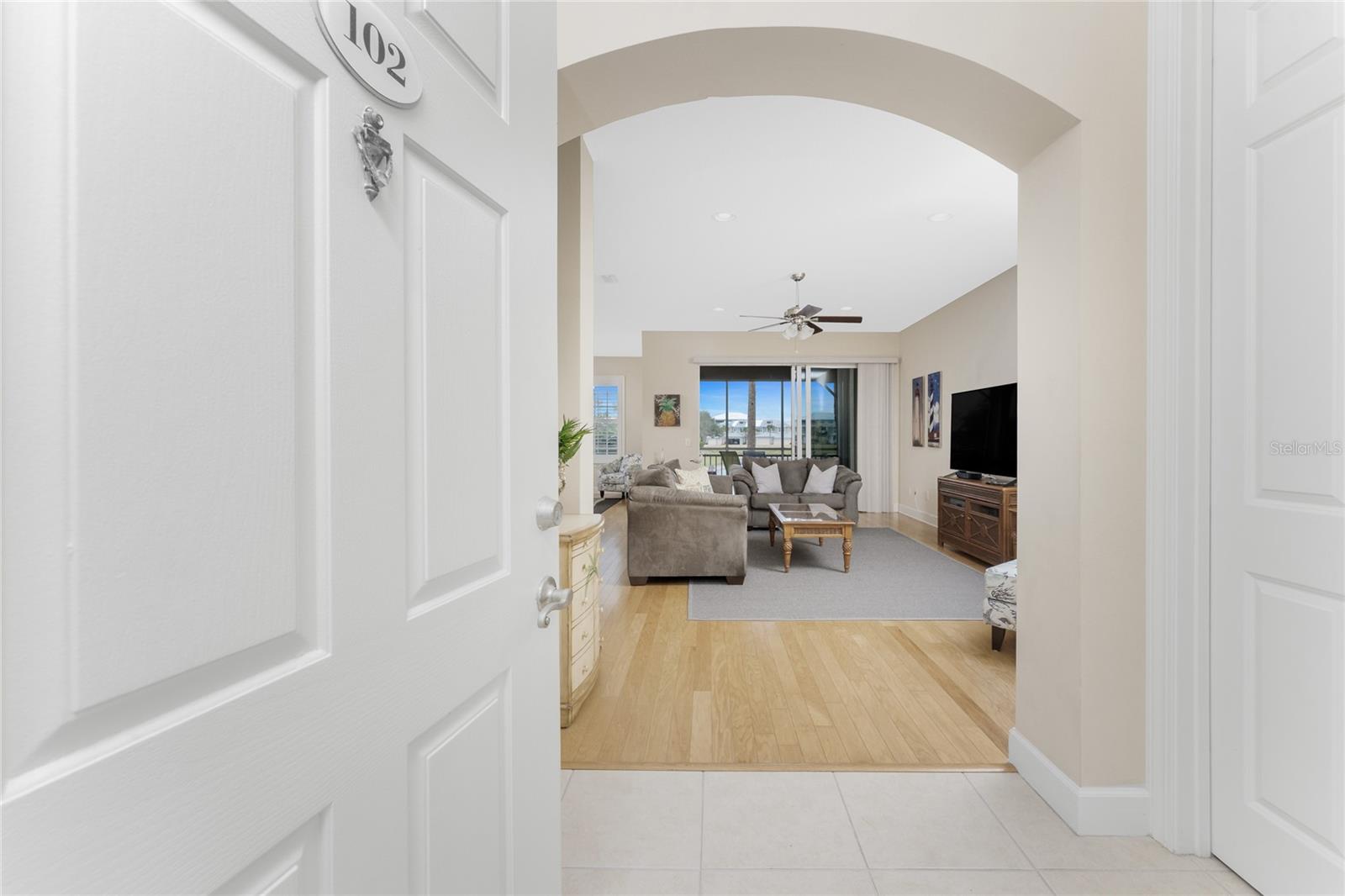 Image 5 of 79 For 10641 Lemon Creek Loop 102